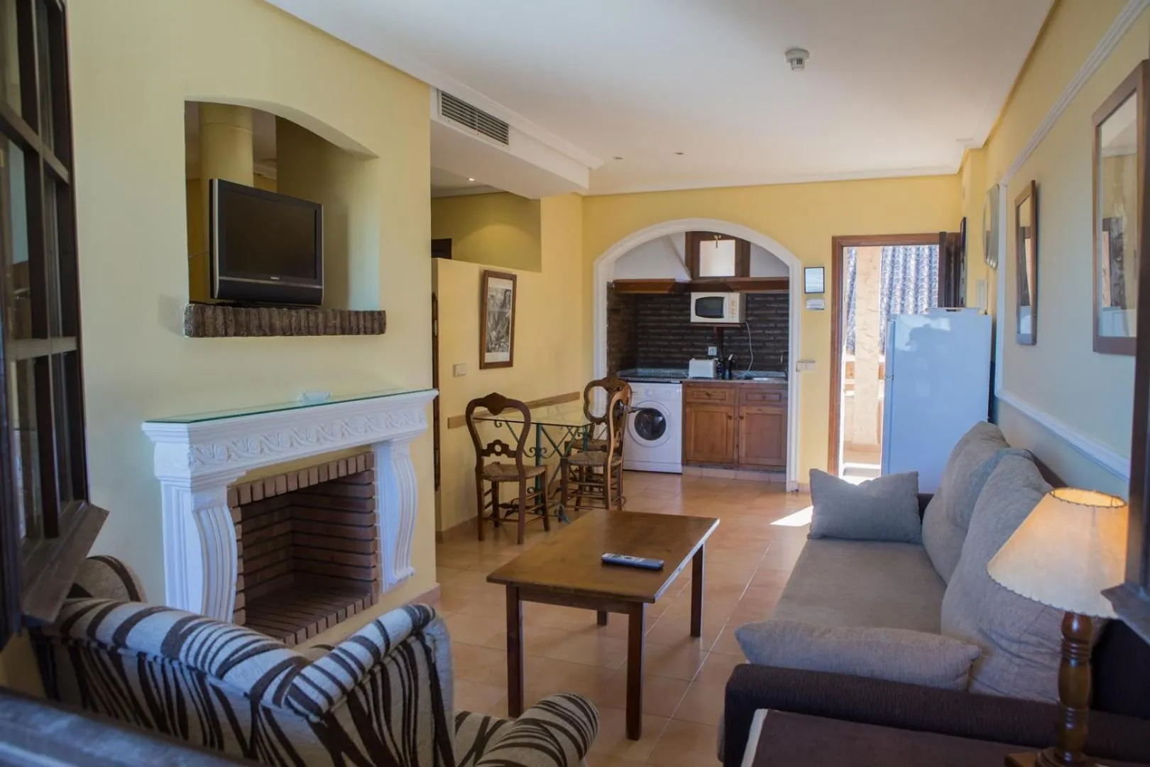 Kitchen or kitchenette in Estudios Turísticos Bahia Sur