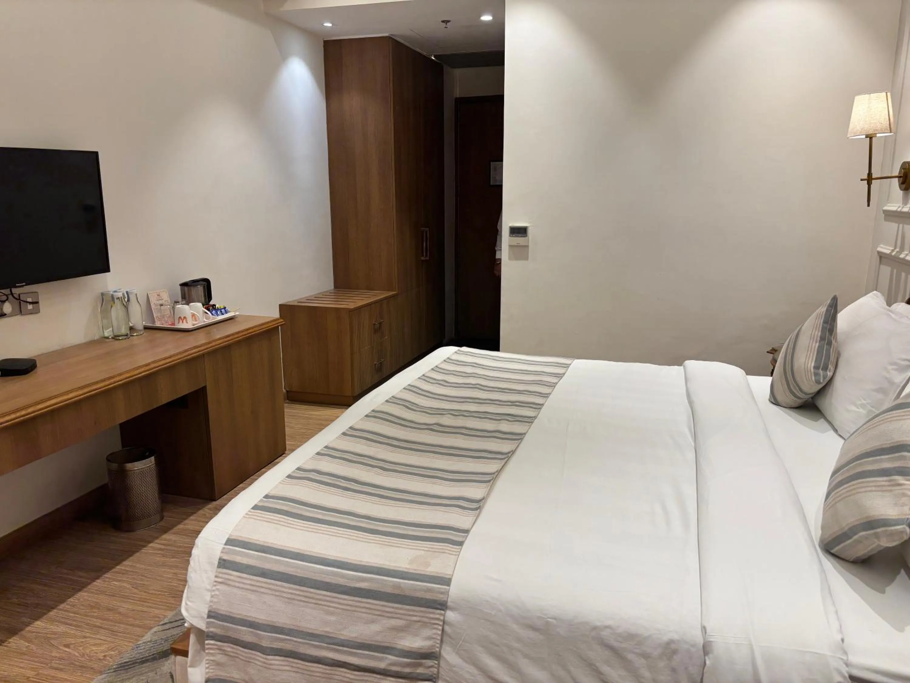 Bedroom, Bed in The BellaVista Hotel Chandigarh Panchkula