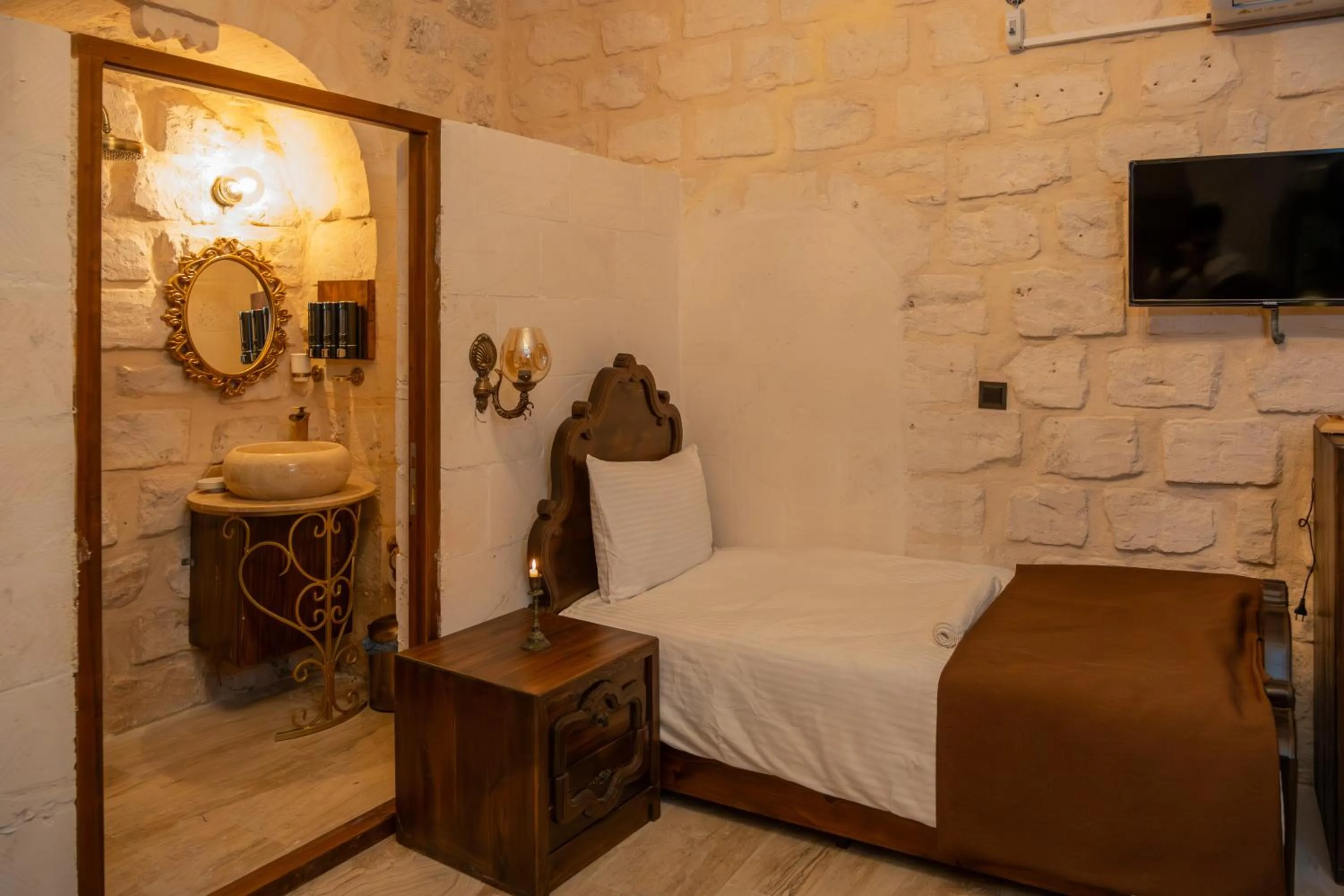 Photo of the whole room in Marinut Konağı