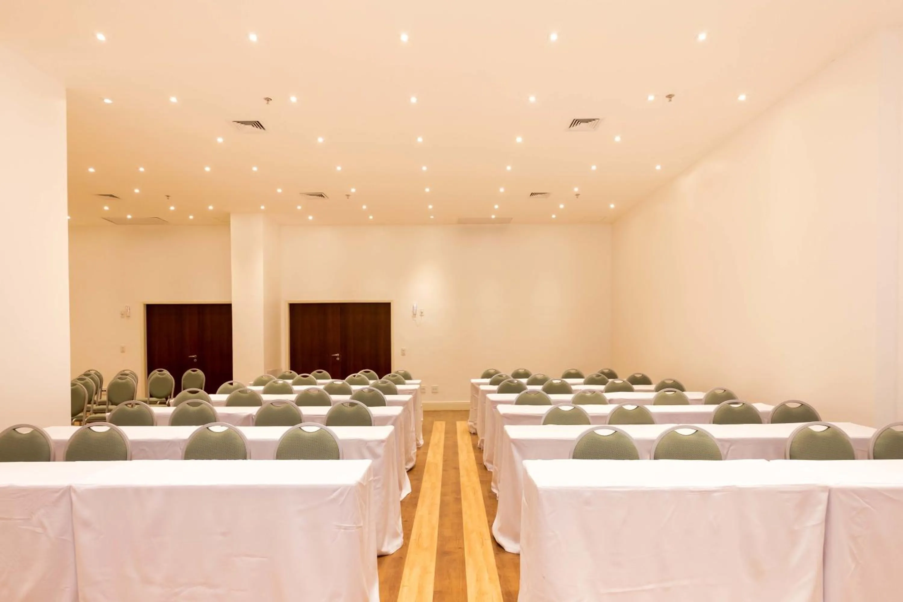 Banquet/Function facilities in Tulip Inn Campos dos Goytacazes