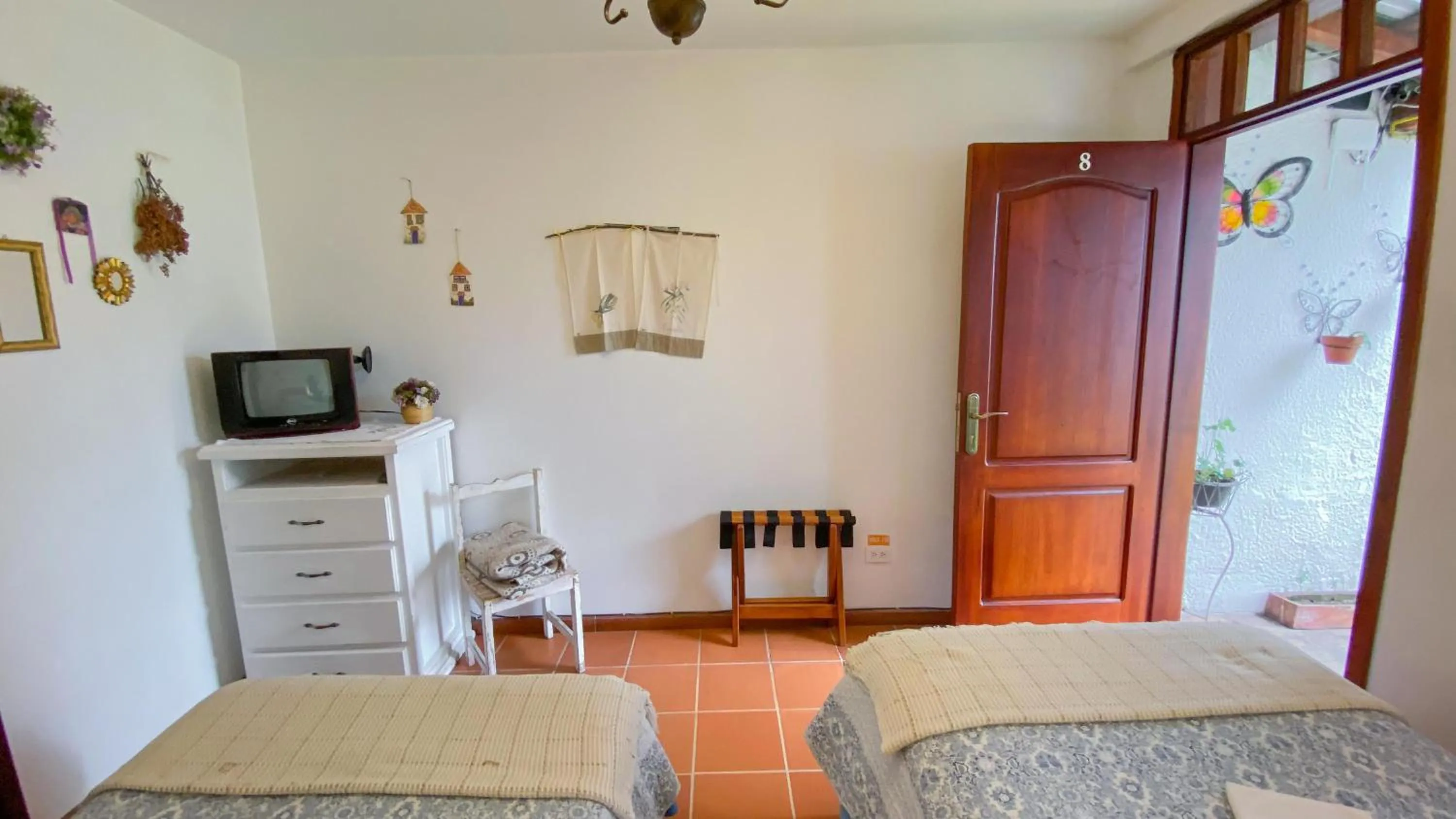 Photo of the whole room, Bed in Sakti Hostal B&B