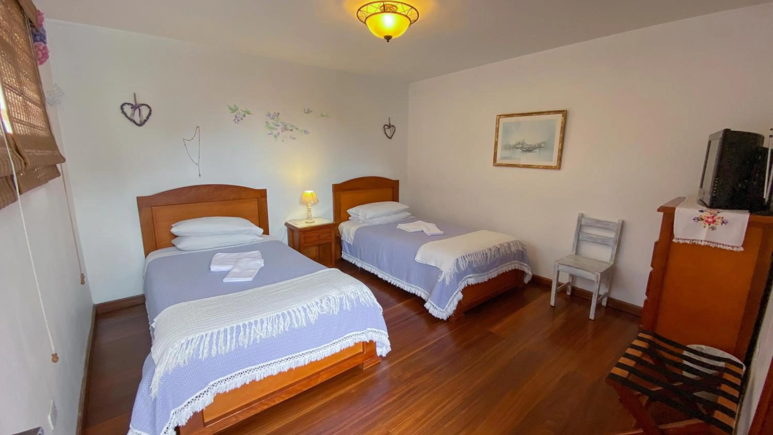 Photo of the whole room, Bed in Sakti Hostal B&B