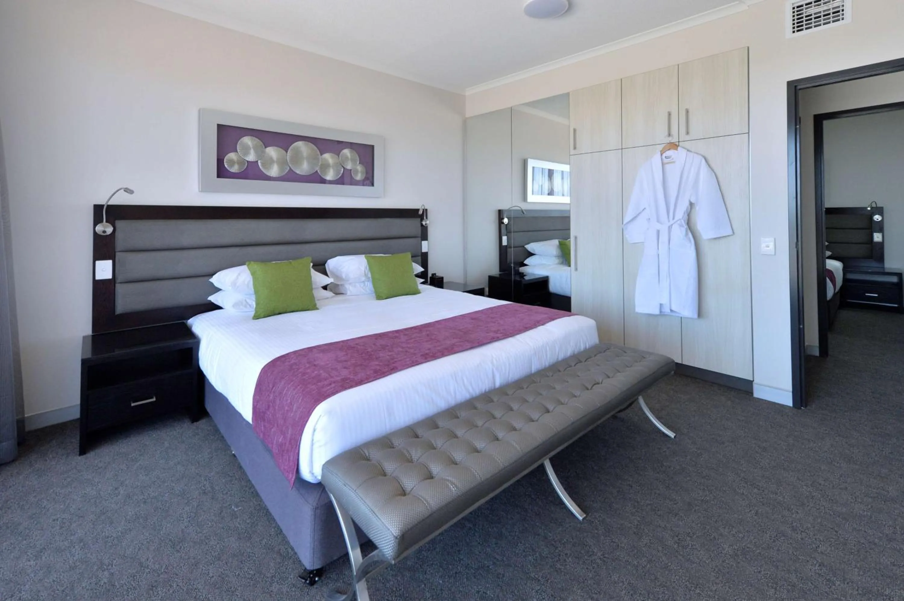 Photo of the whole room, Bed in Rydges Palmerston - Darwin
