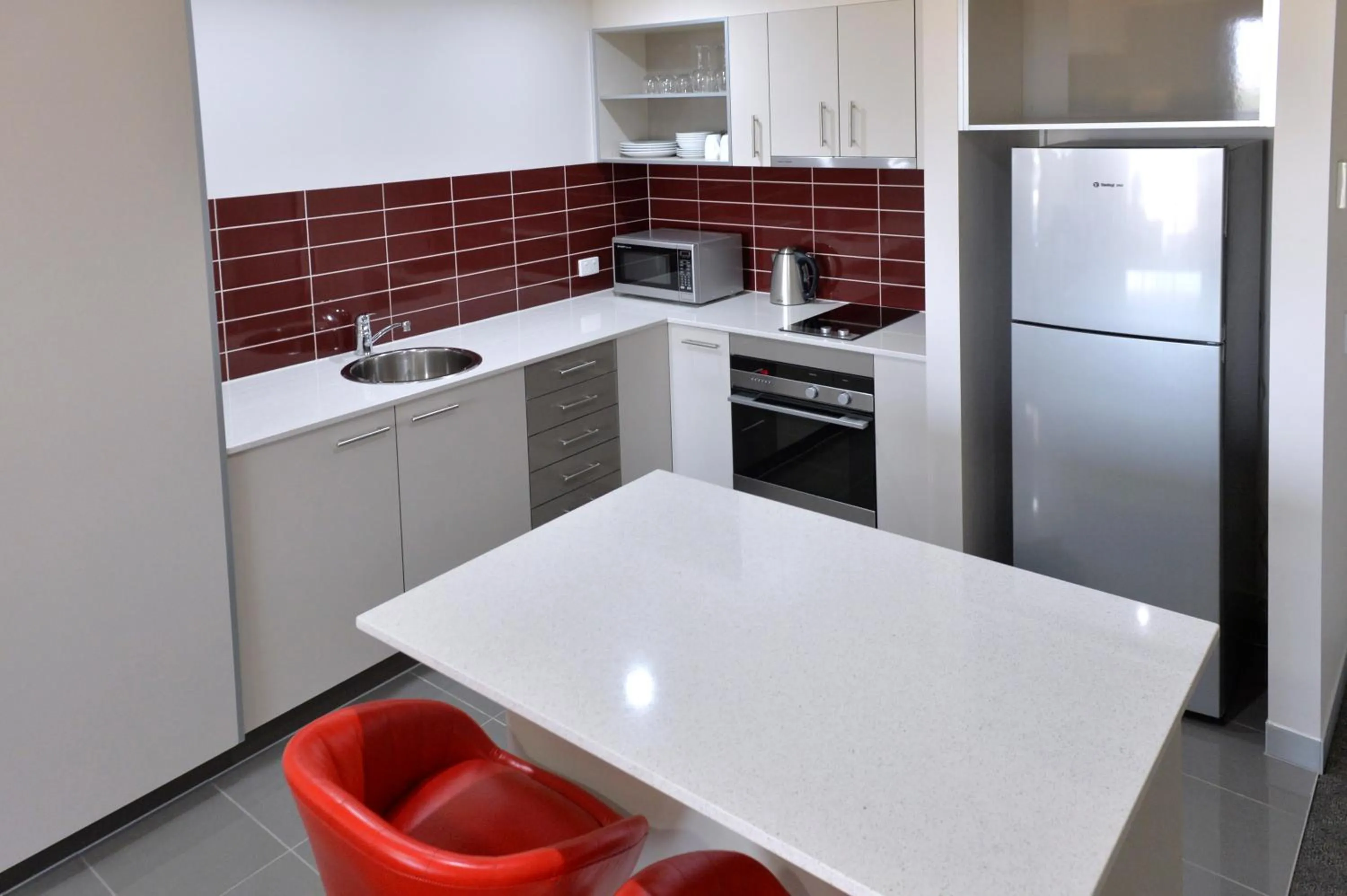 Kitchen or kitchenette in Rydges Palmerston - Darwin