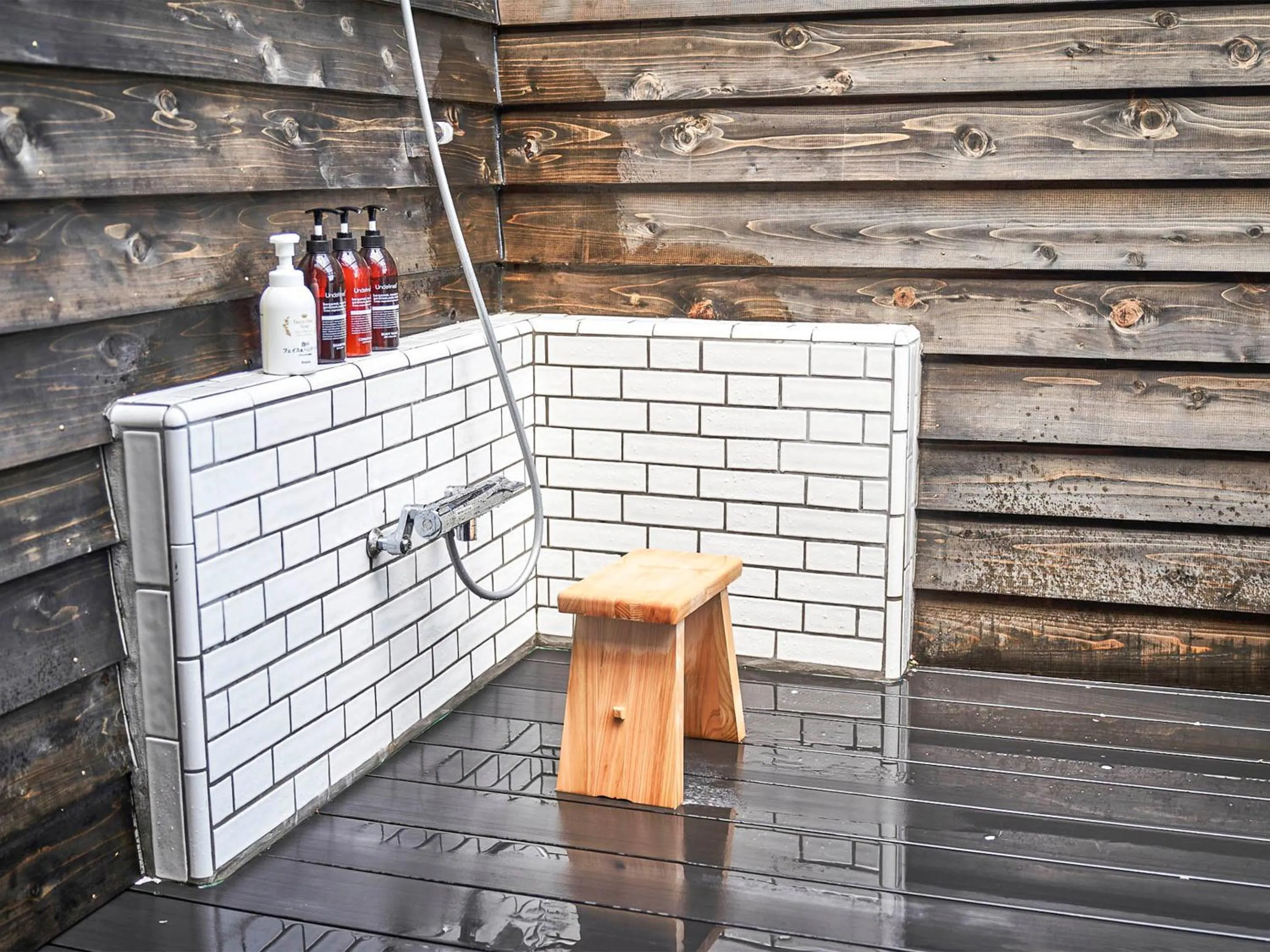 Hot Spring Bath in Kameyama Onsen Hotel