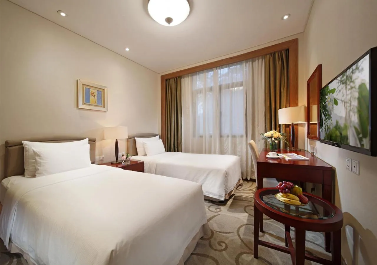 Bed in City Hotel Xiamen