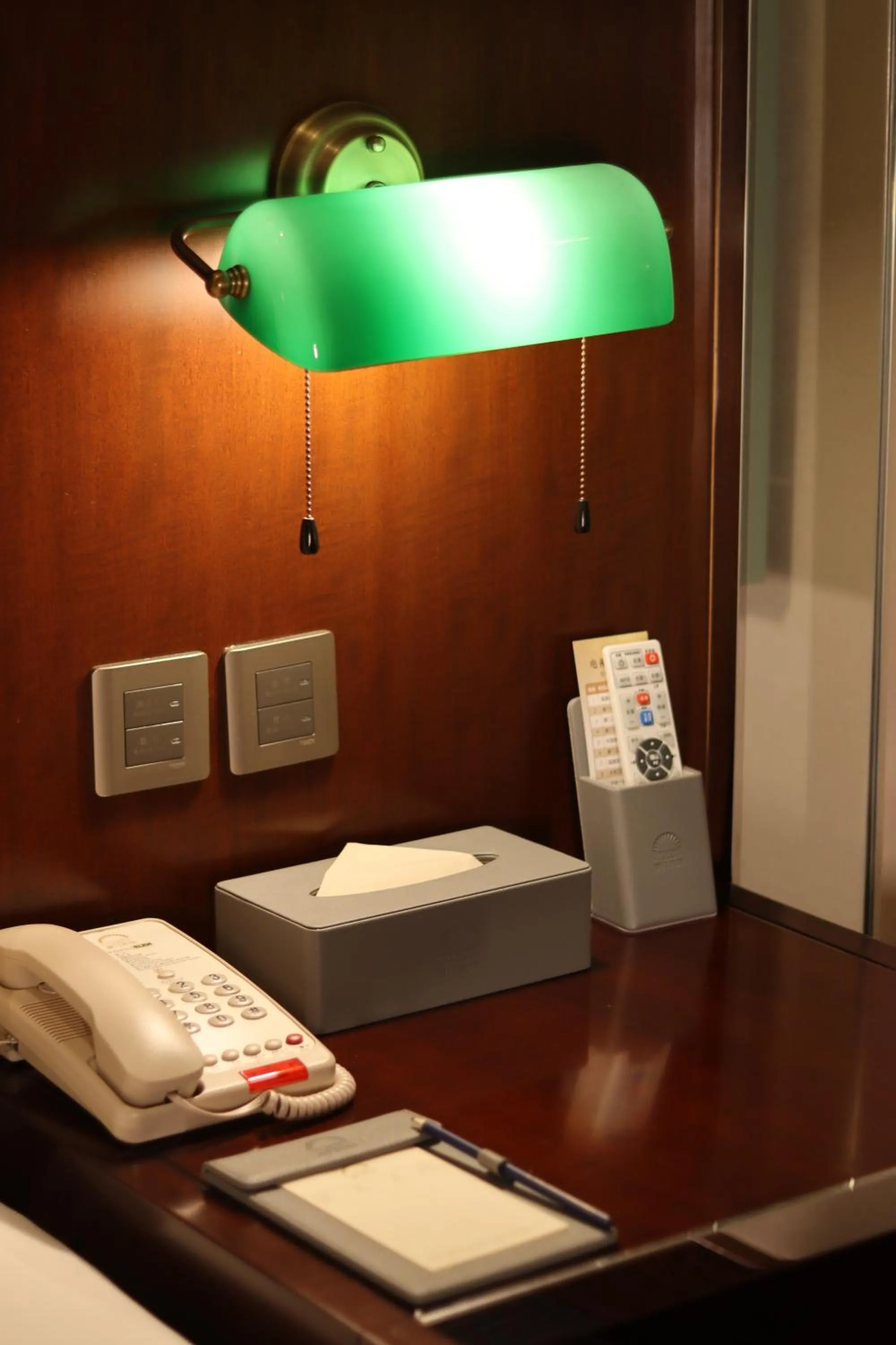 Property building, Bed in City Hotel Xiamen