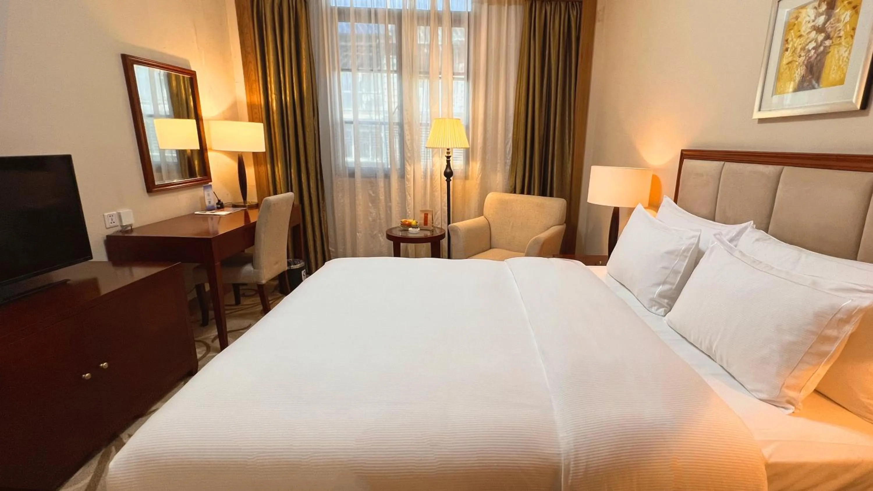 Bedroom, Bed in City Hotel Xiamen