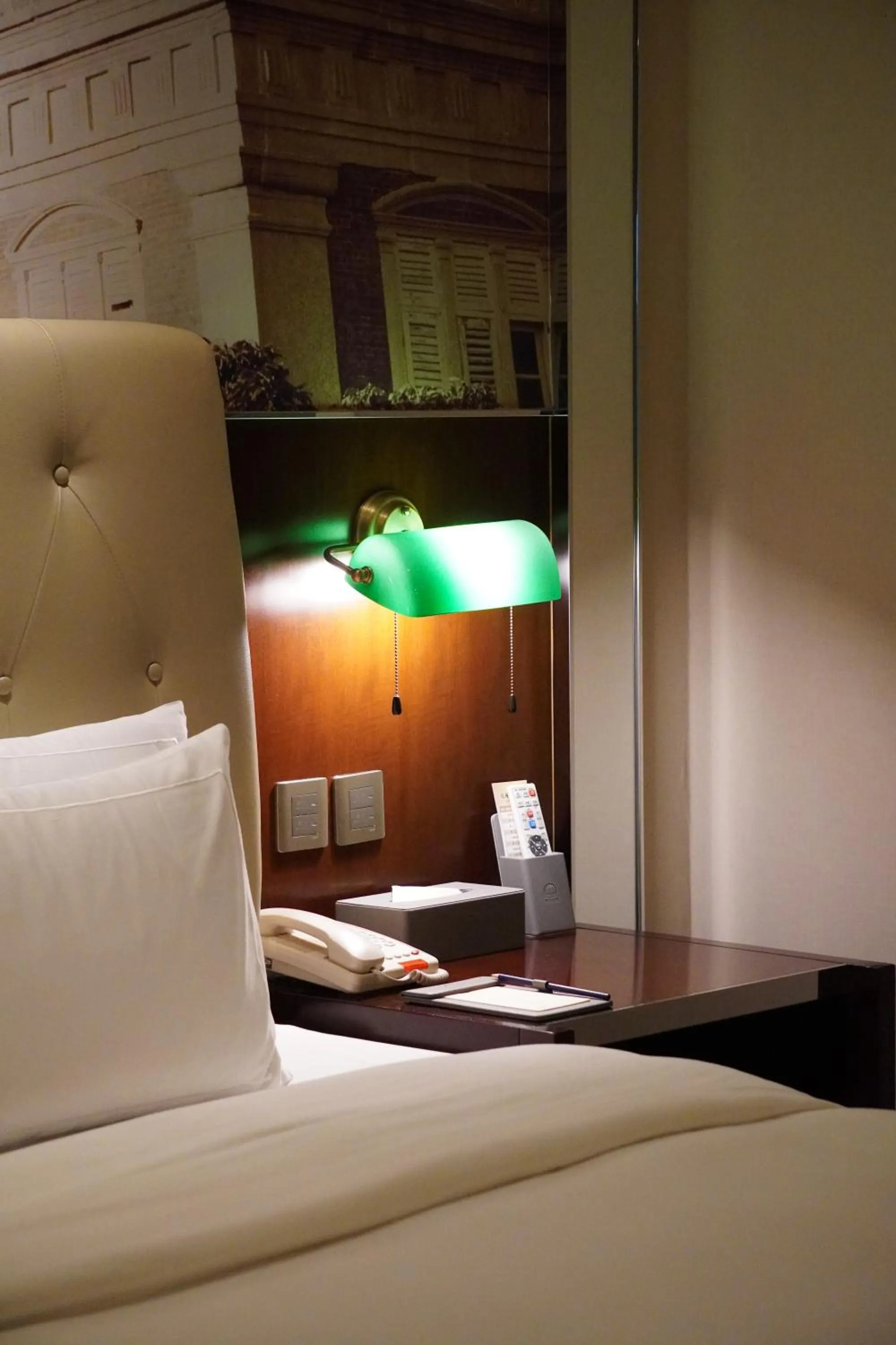 Property building, Bed in City Hotel Xiamen