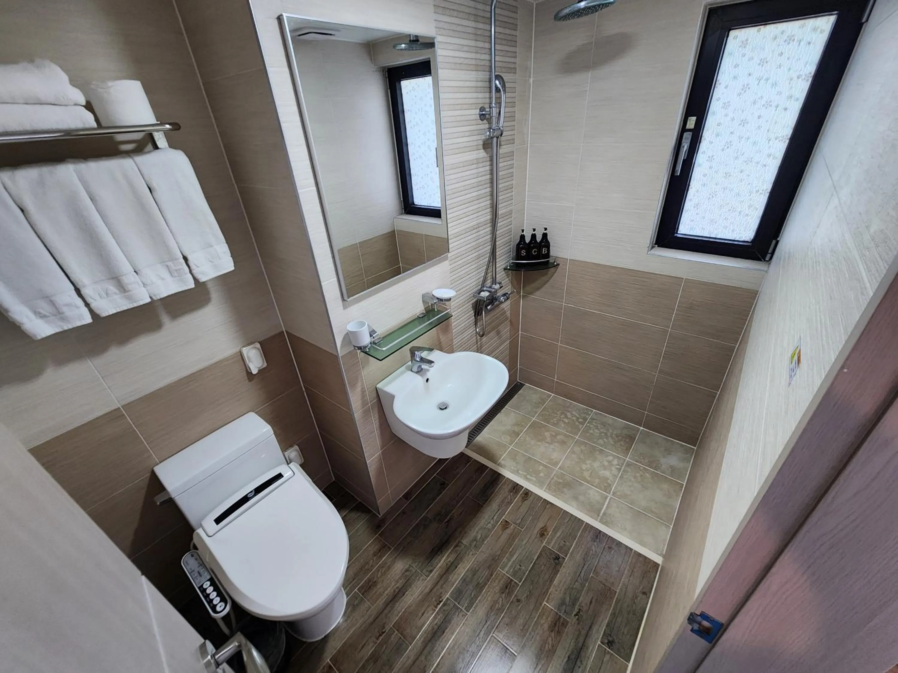 Bathroom in Hotel Haema