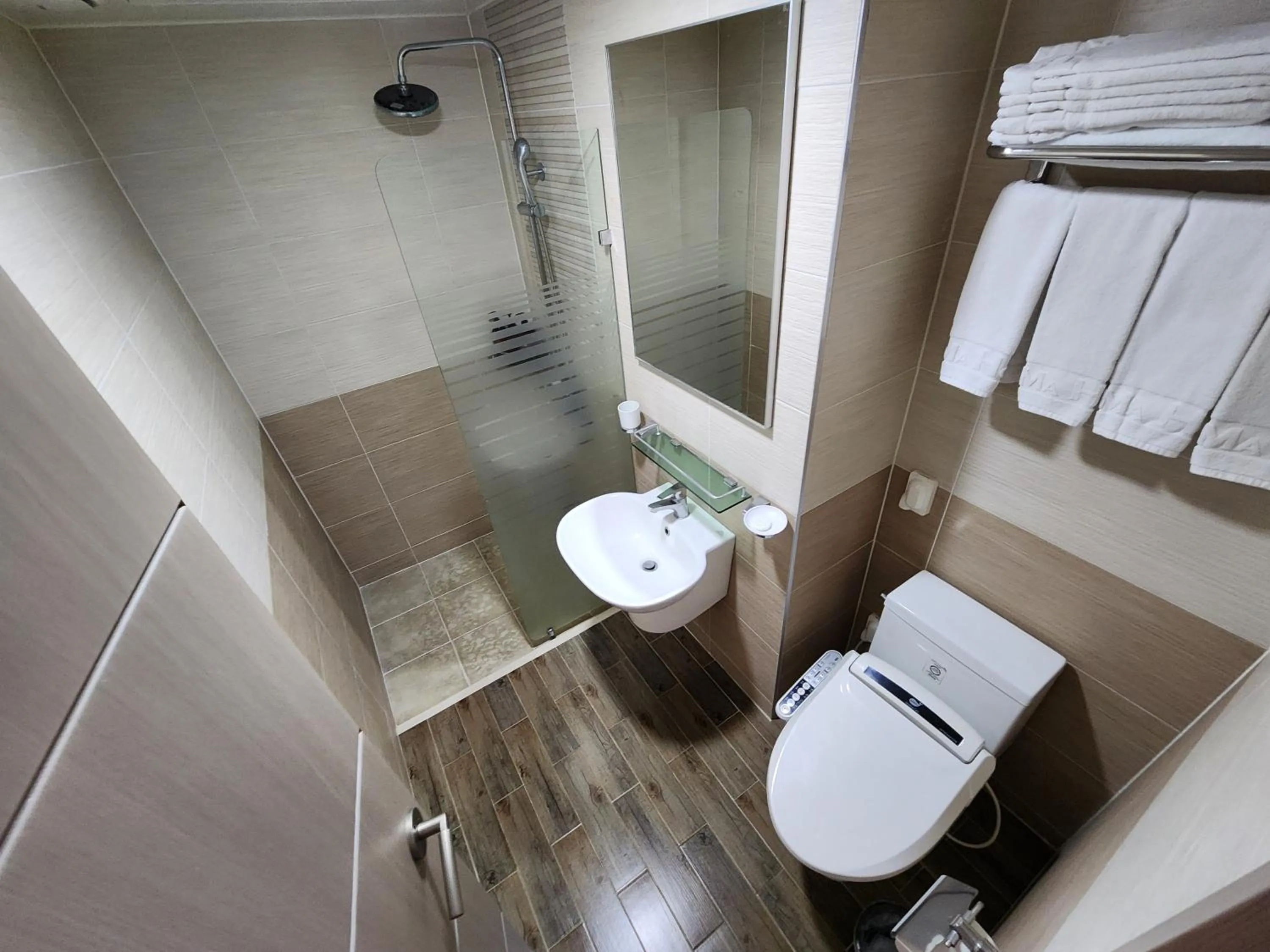 Toilet in Hotel Haema