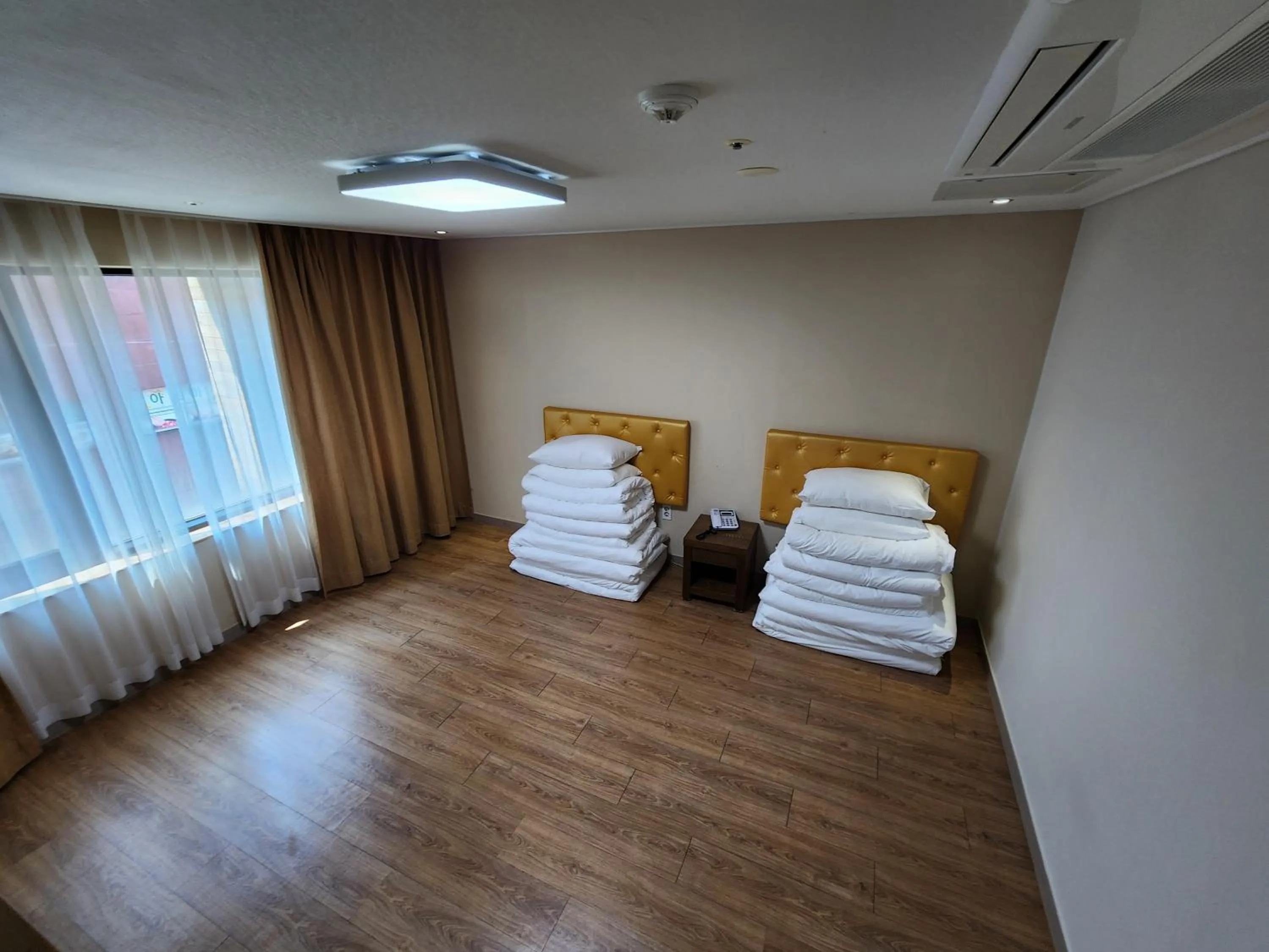 Bedroom, Bed in Hotel Haema