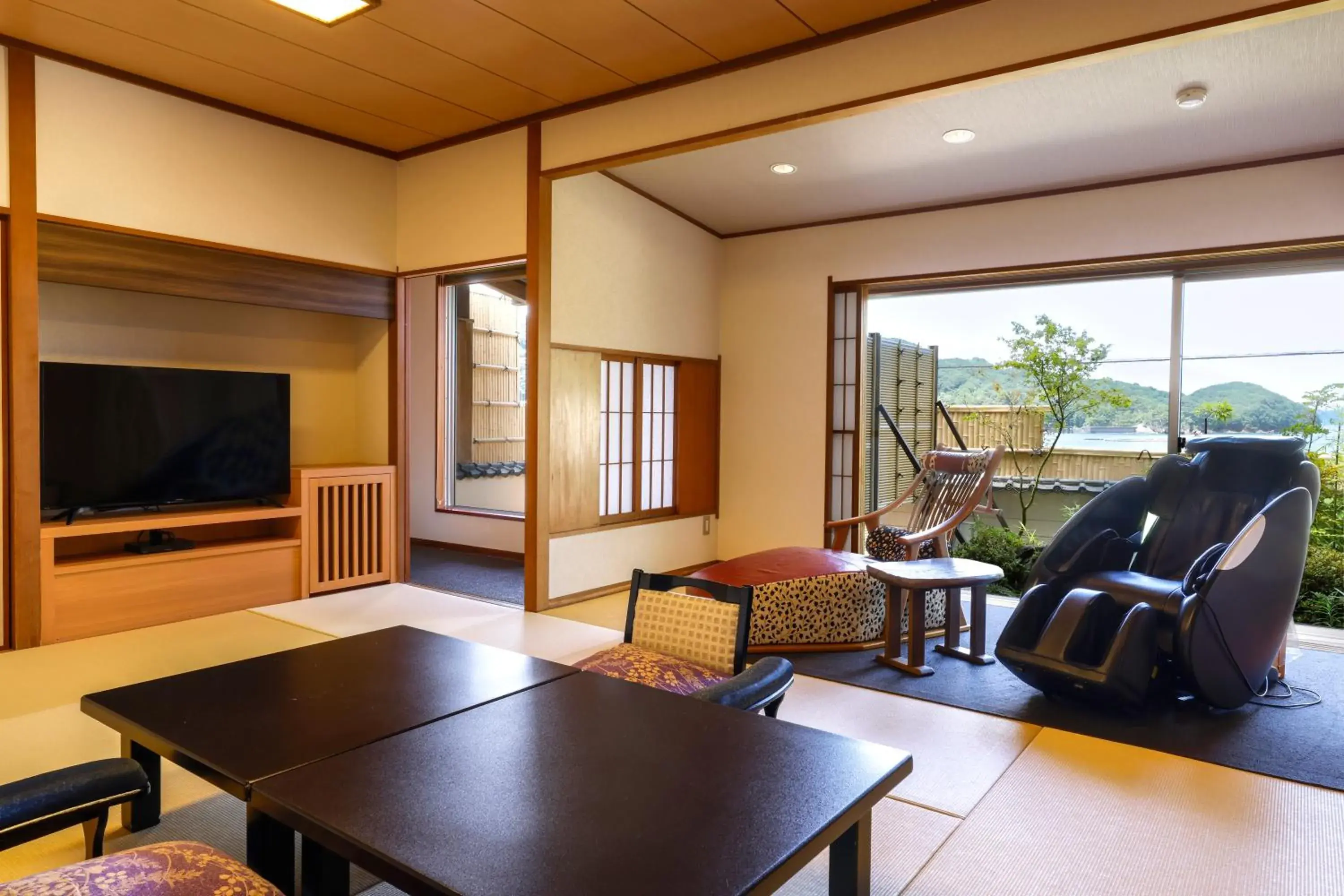 Suite with Open-Air Bath in Sun Urashima Yuki no Sato Suite with Open-Air Bath in Sun Urashima Yuki no Sato