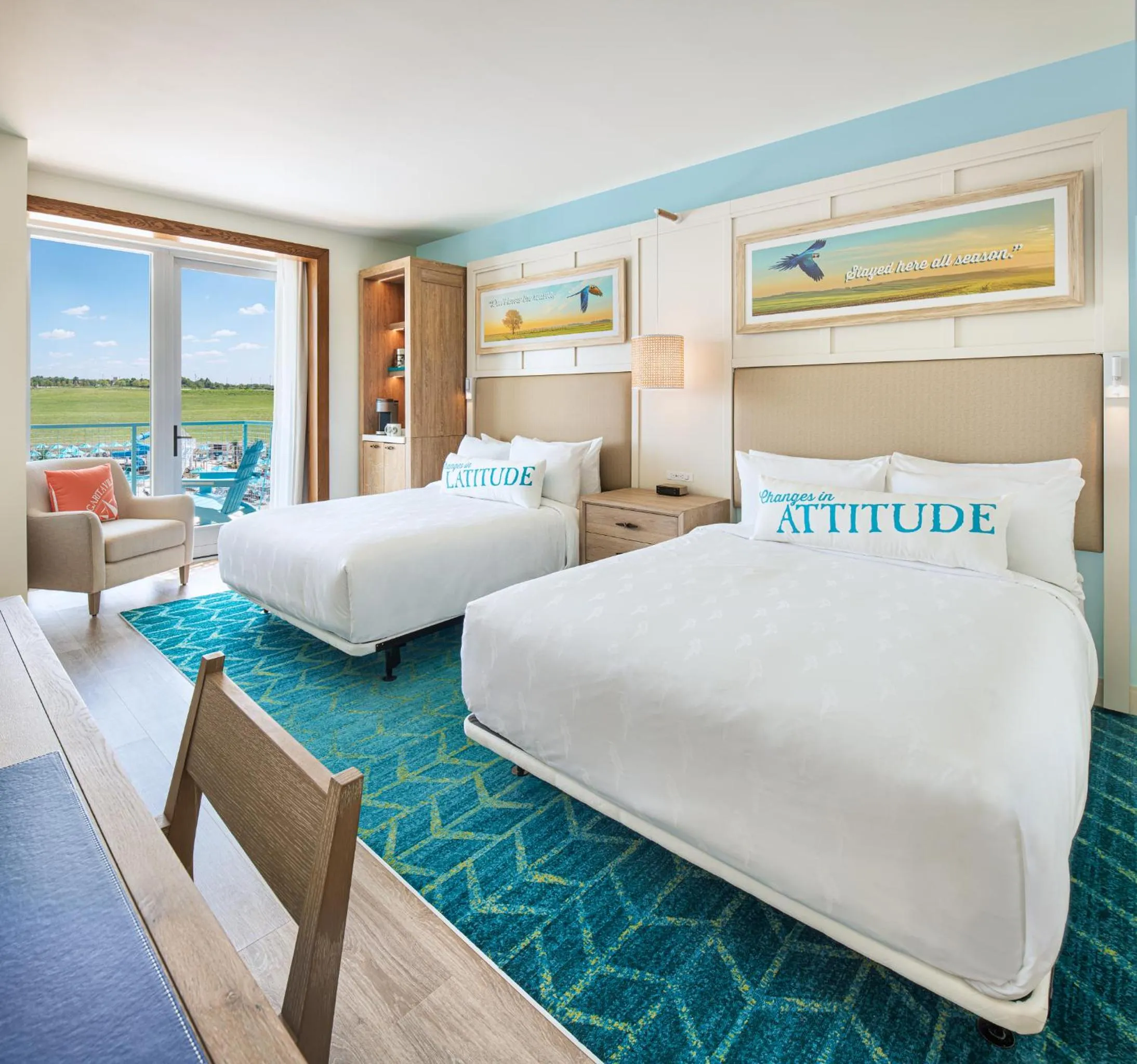 Bed in Margaritaville Hotel Kansas City