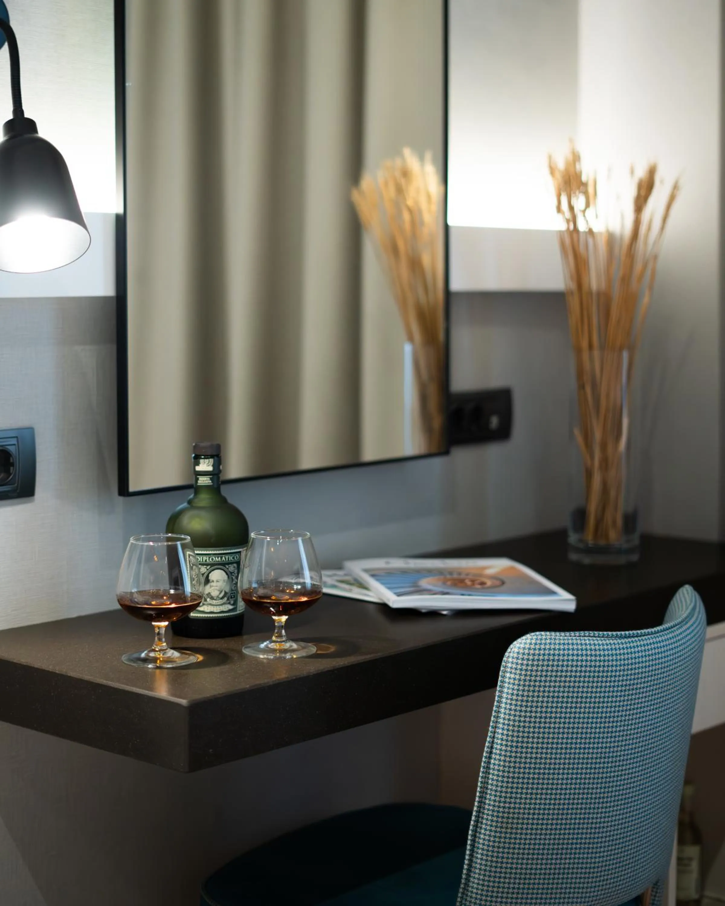 Living room in Athens Cypria Hotel