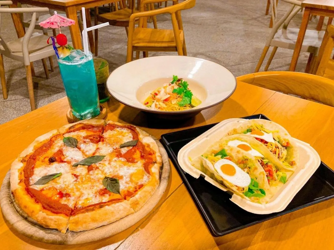 Lunch in Margarita Beach