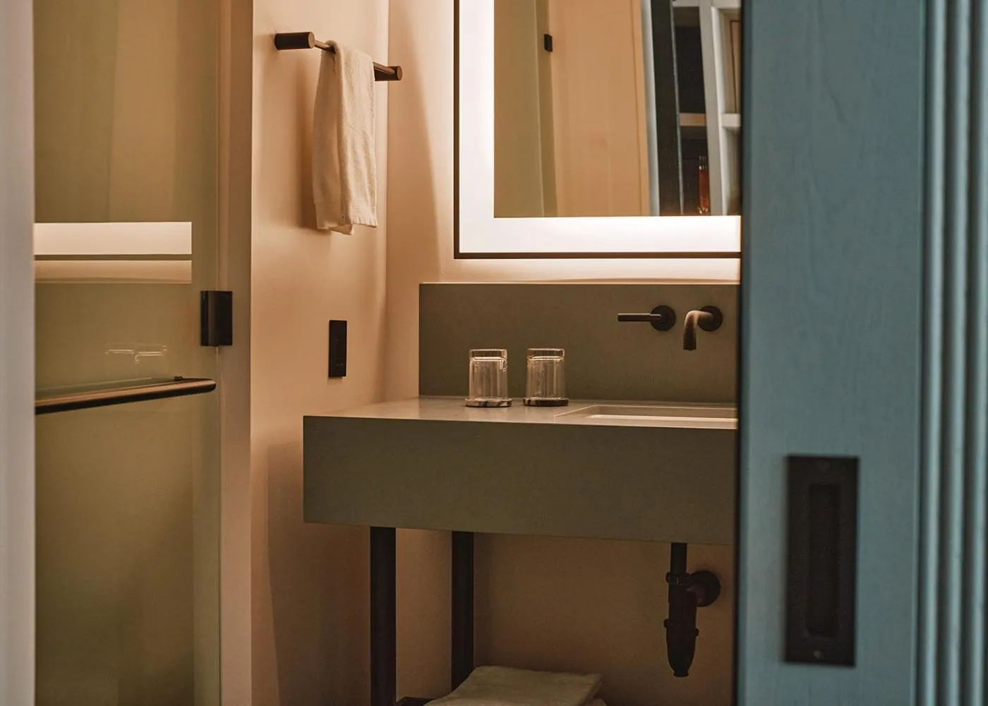 Bathroom in Limelight Boulder