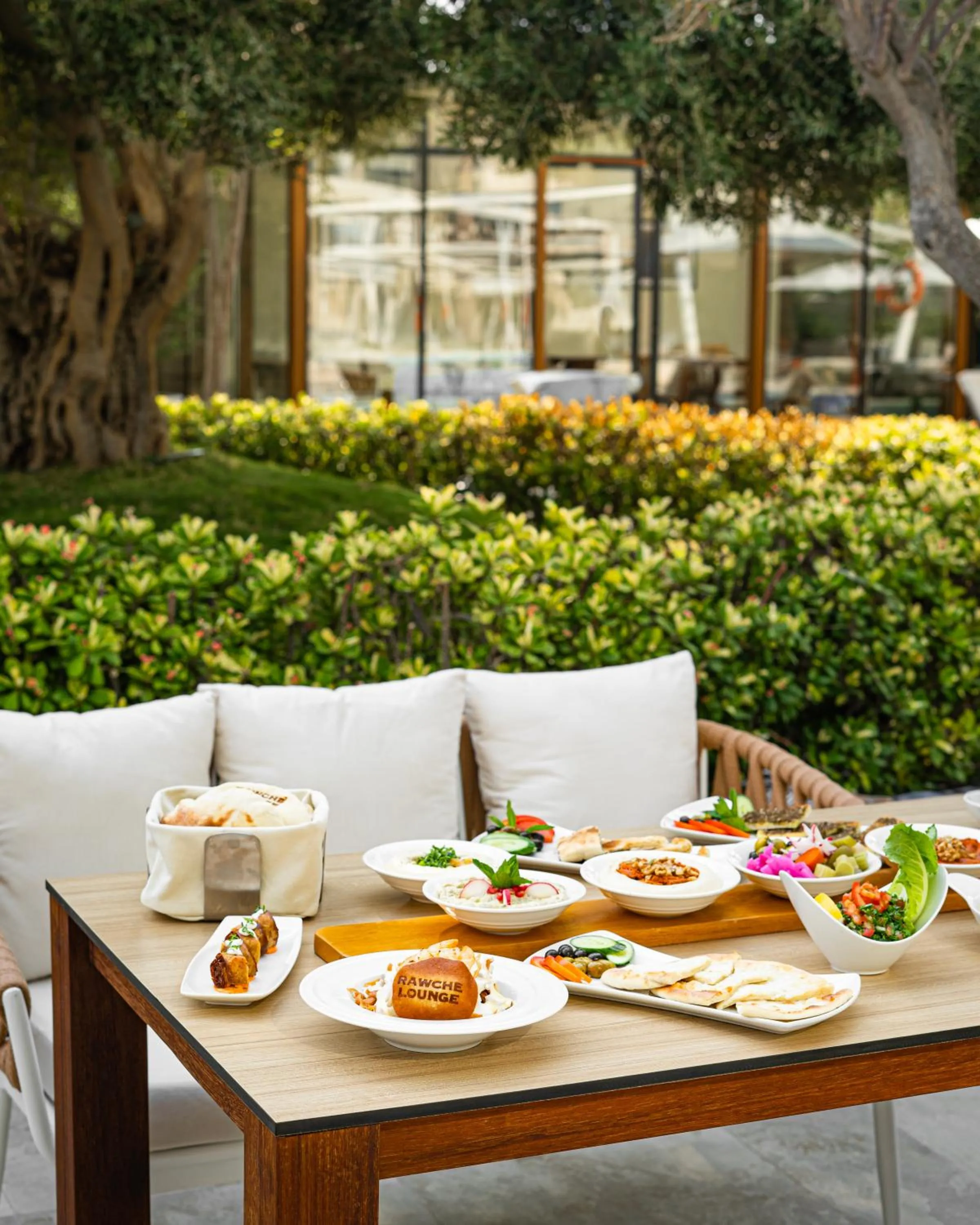 Restaurant/places to eat in City Centre Rotana Doha