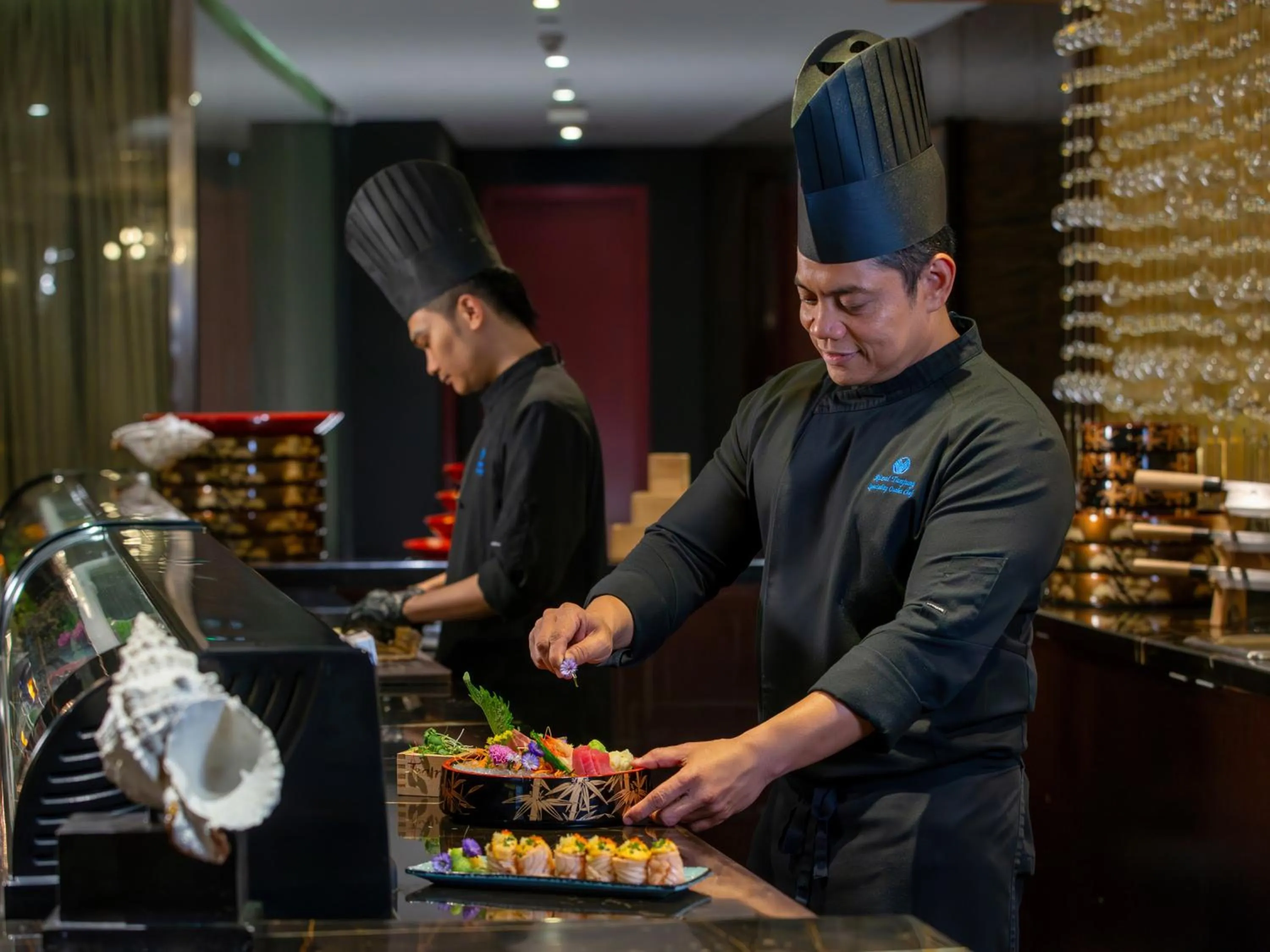 Restaurant/places to eat in City Centre Rotana Doha