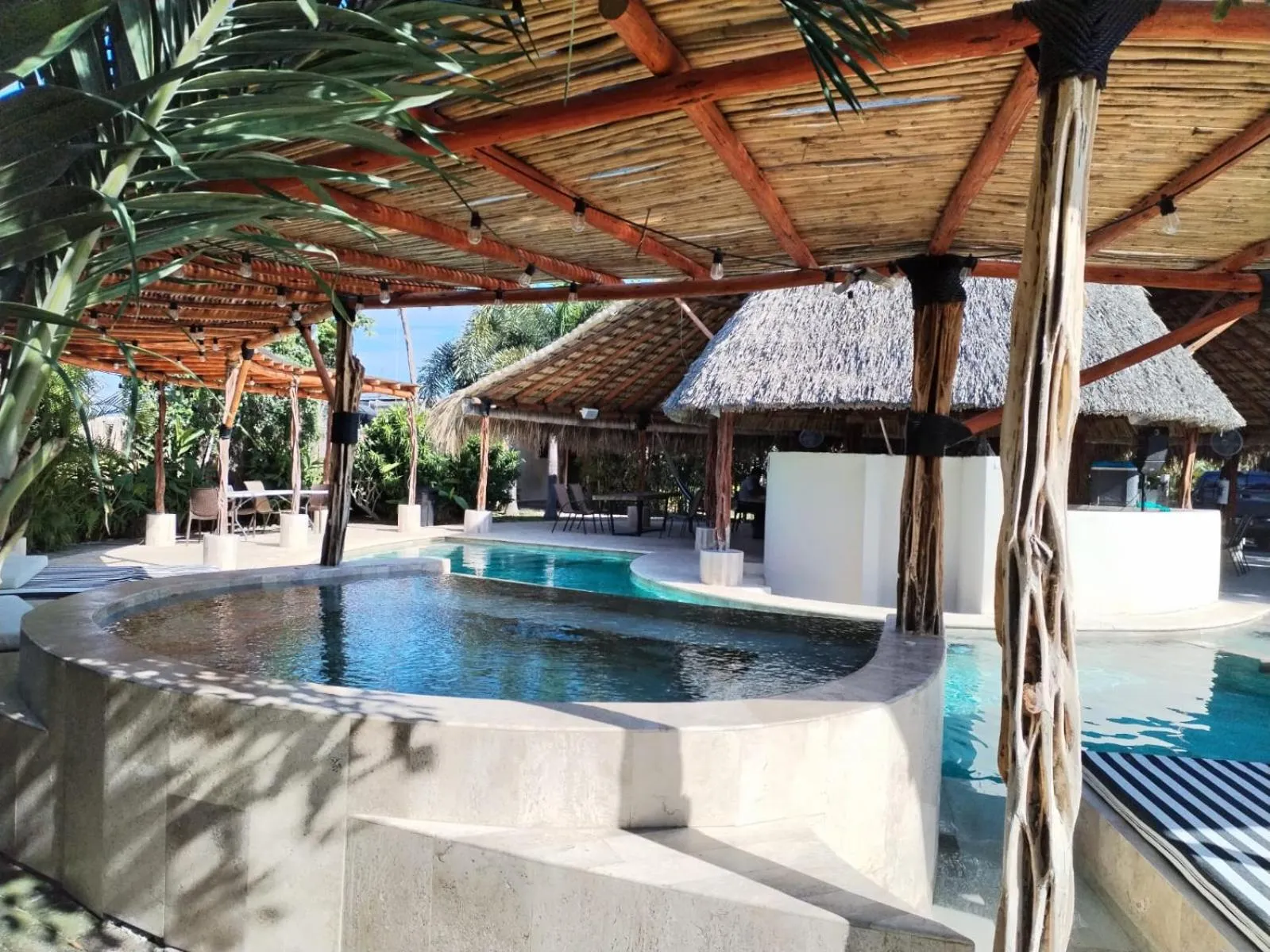 Patio in Ashly Loma Larga