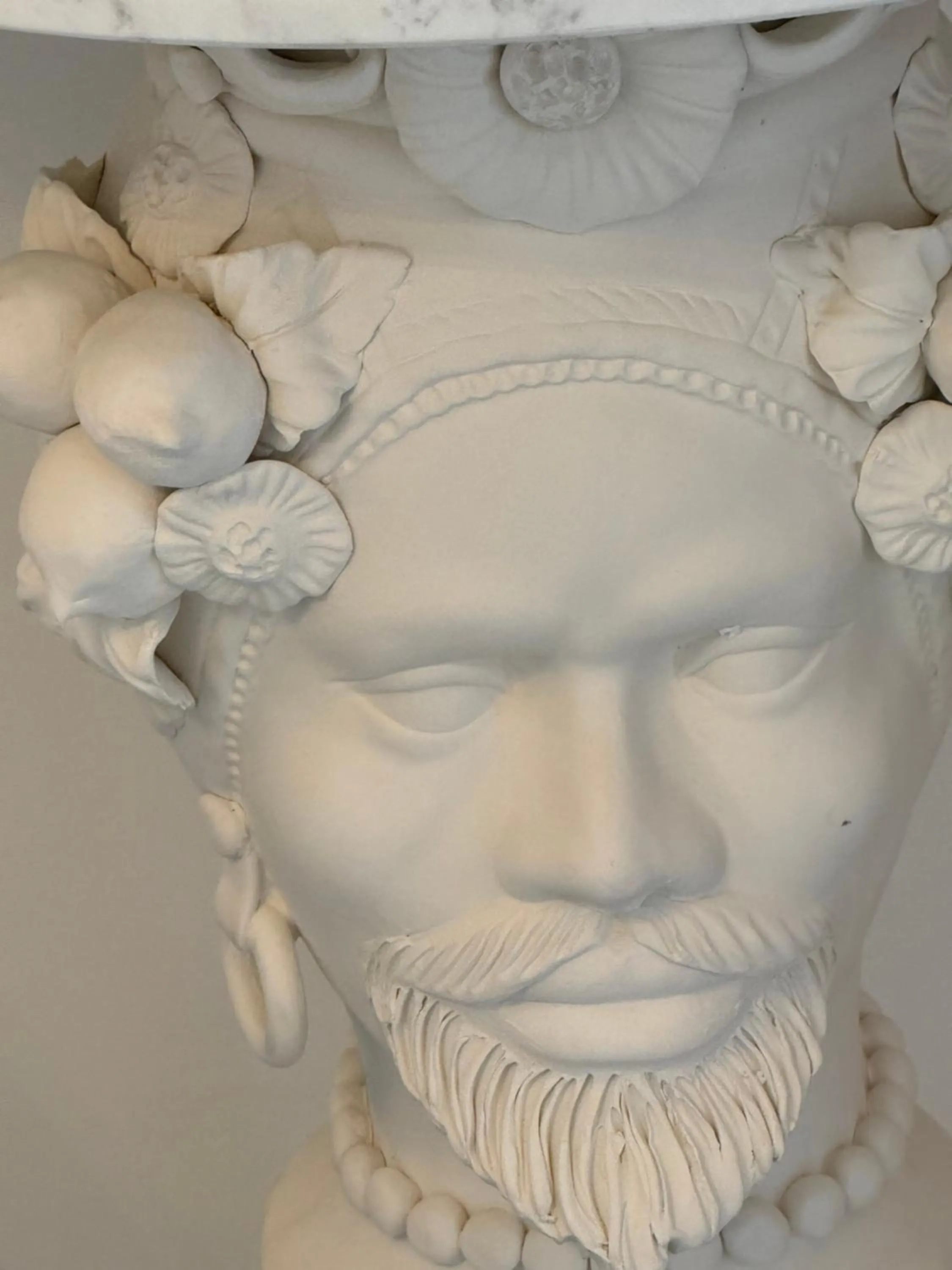 Decorative detail in Hotel La Tonnarella