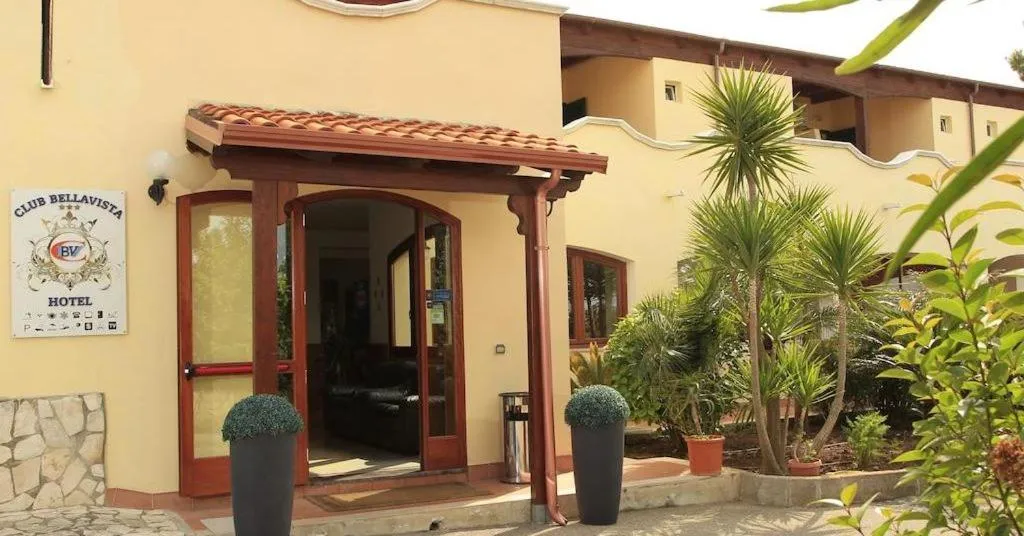 Facade/entrance in Hotel Club Bellavista