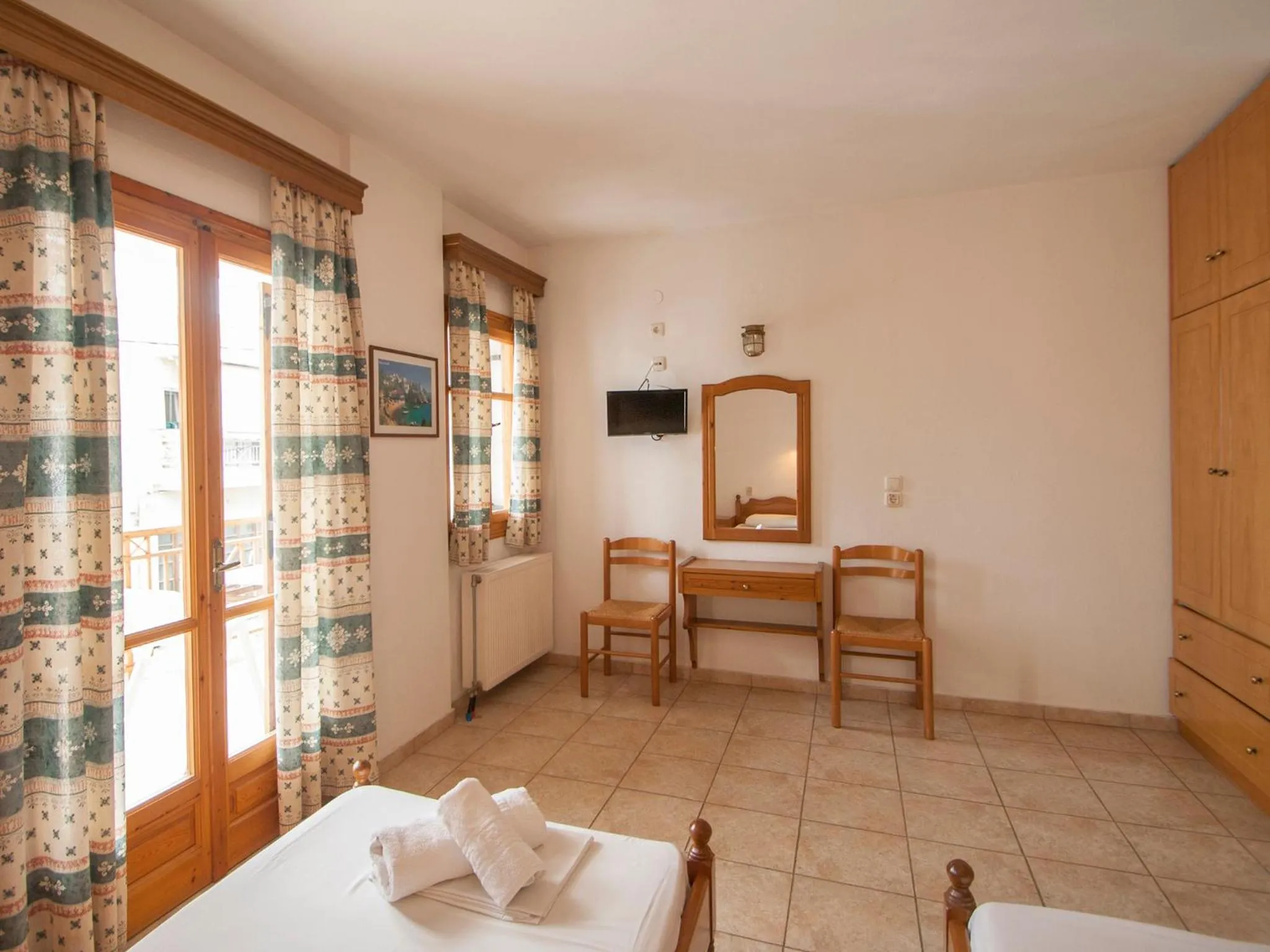 Decorative detail, Bed in LAURA Skiathos