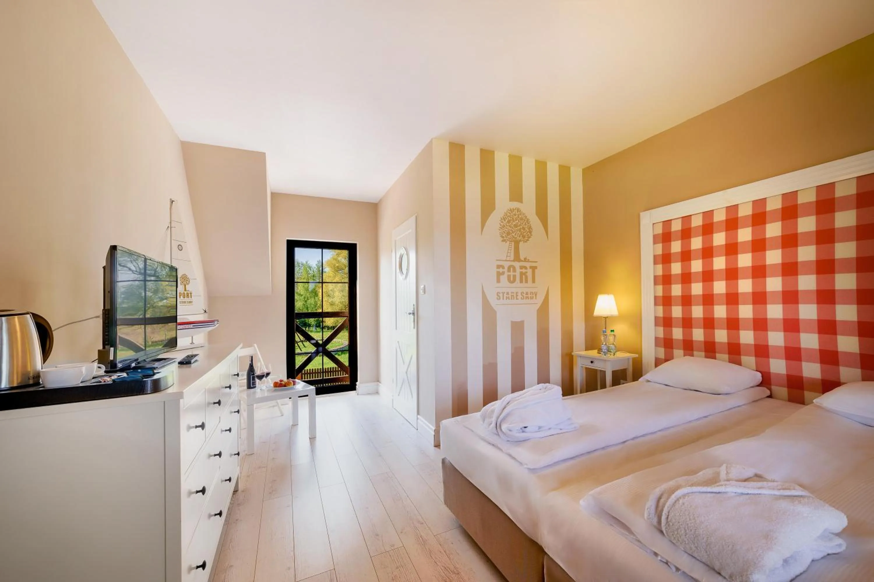 Photo of the whole room, Bed in Stare Sady Chillout Rooms "Pod Jabłoniami"