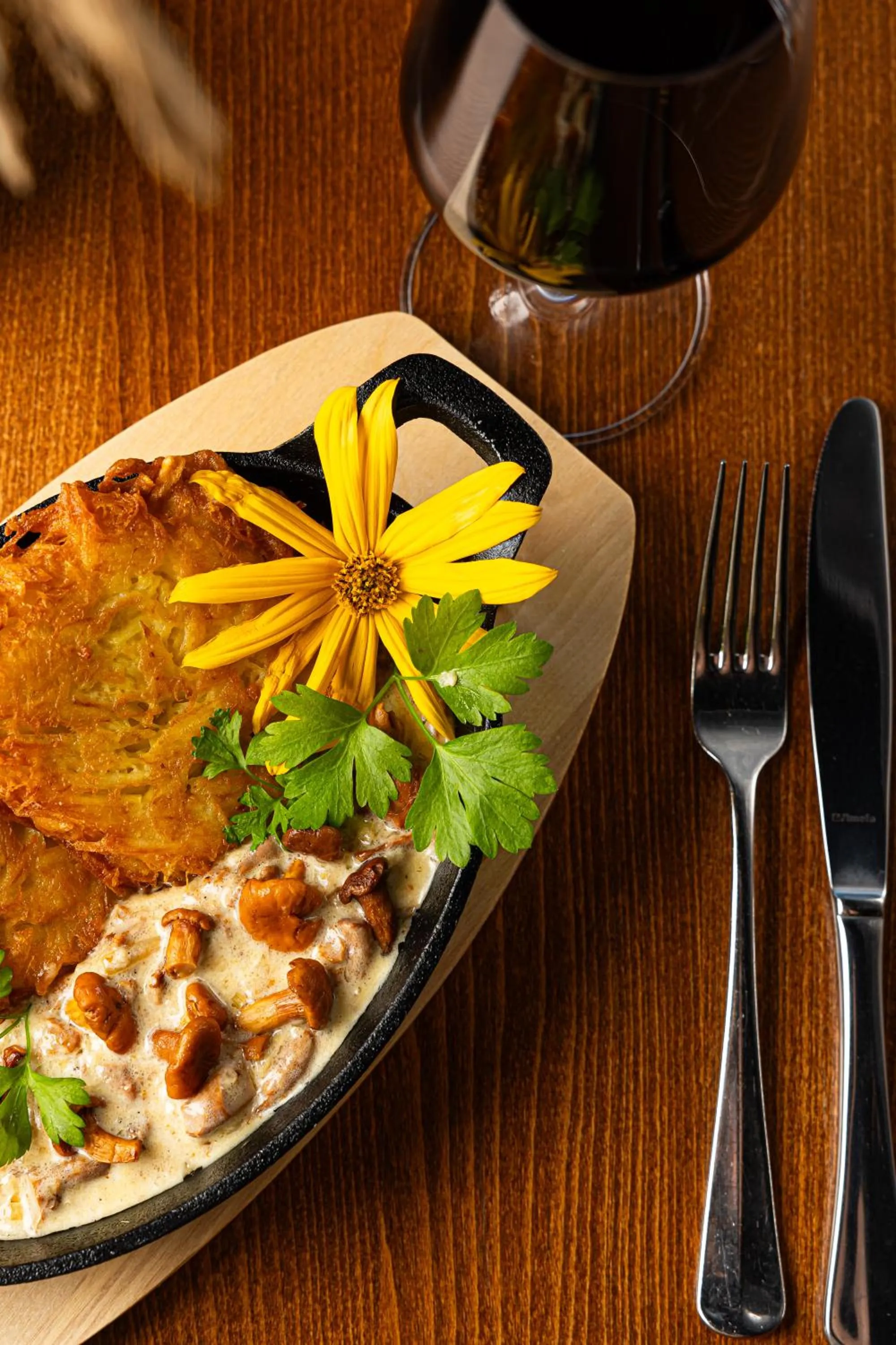 Restaurant/places to eat in Stare Sady Chillout Rooms "Pod Jabłoniami"