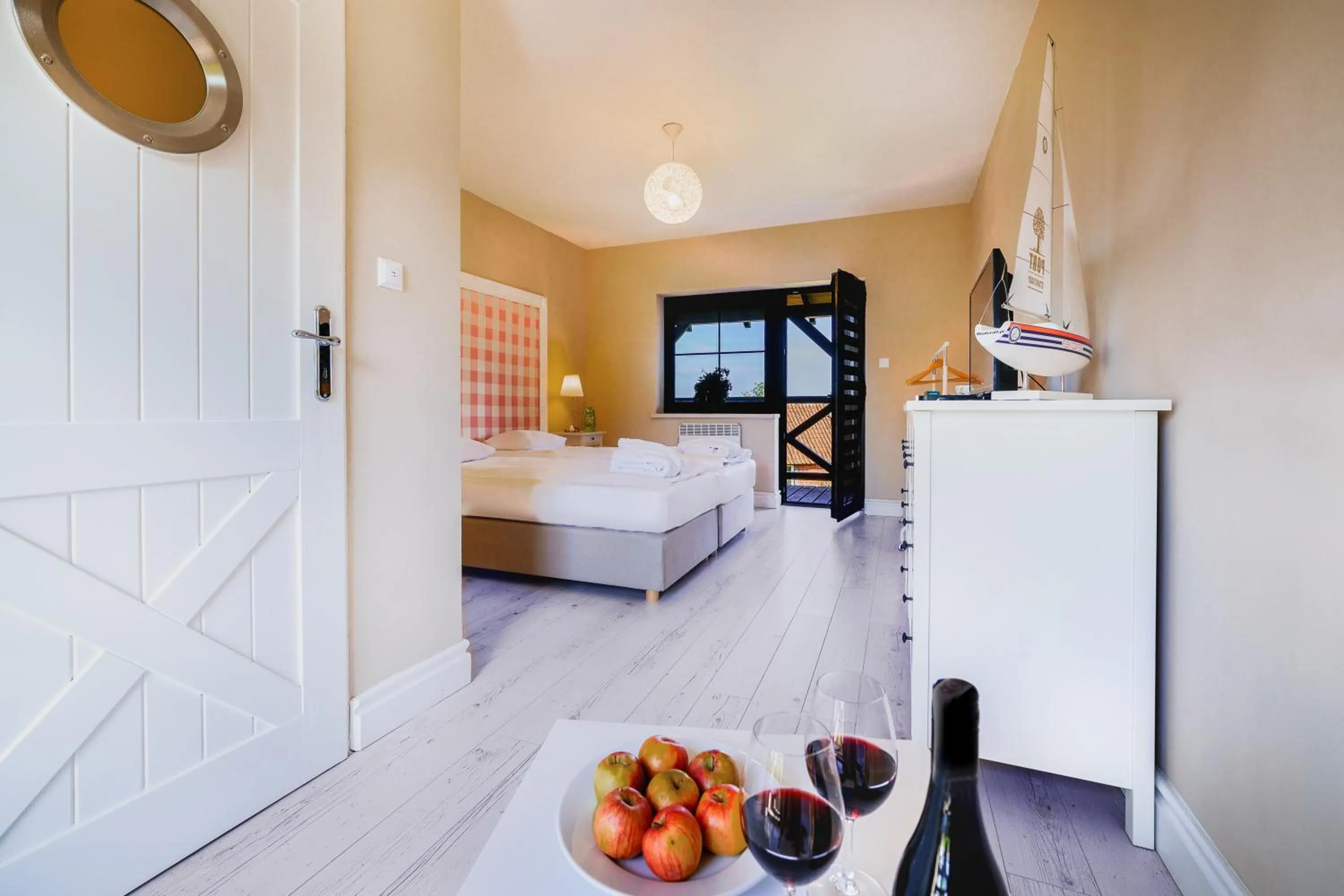 Photo of the whole room, Bed in Stare Sady Chillout Rooms "Pod Jabłoniami"