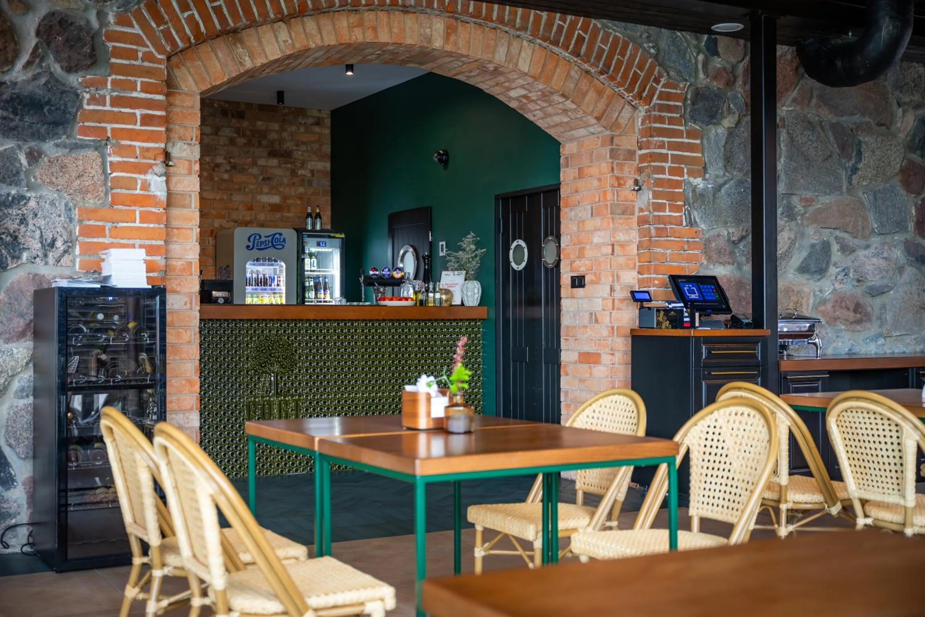 Restaurant/places to eat in Stare Sady Chillout Rooms "Pod Jabłoniami"