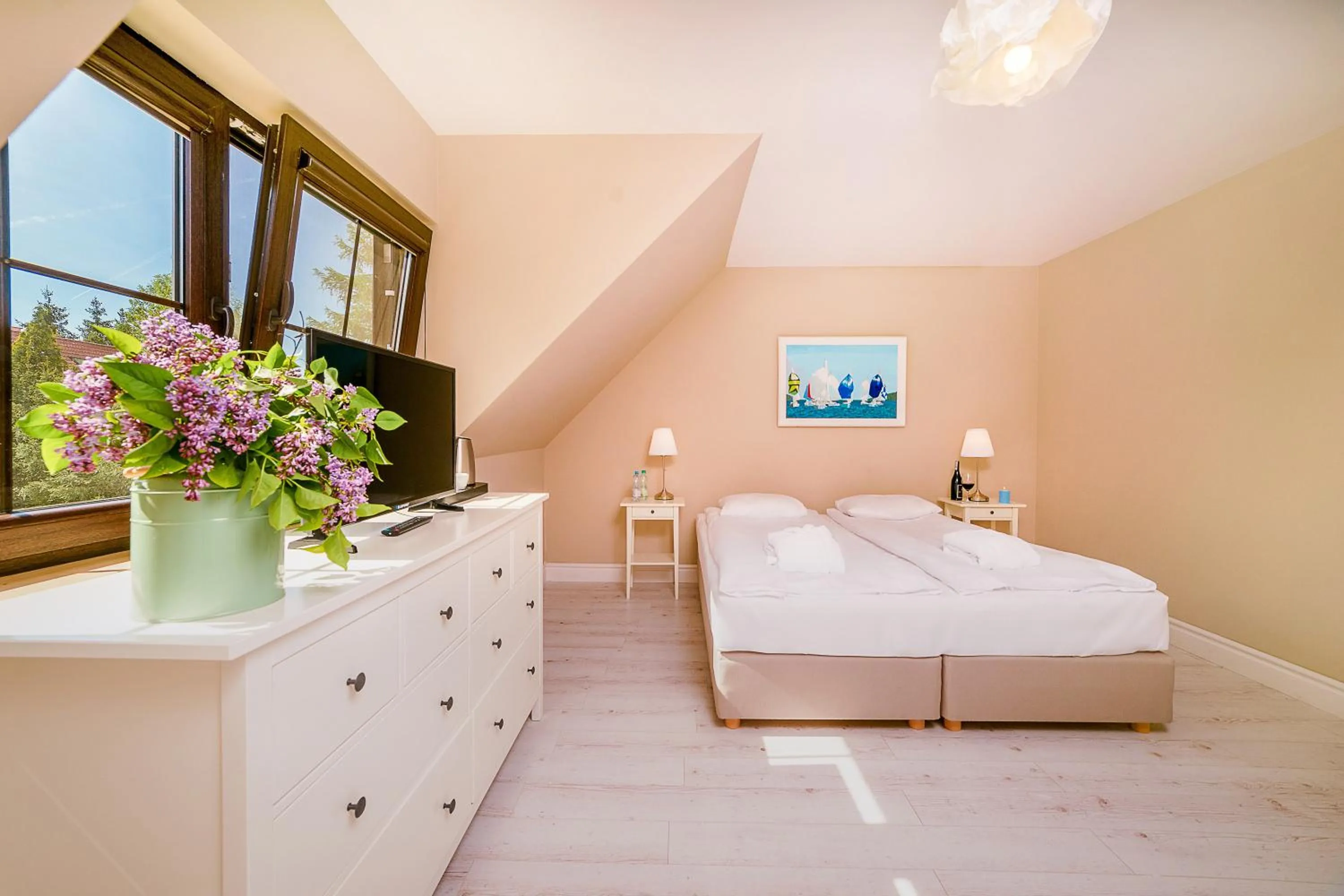 Photo of the whole room, Bed in Stare Sady Chillout Rooms "Pod Jabłoniami"