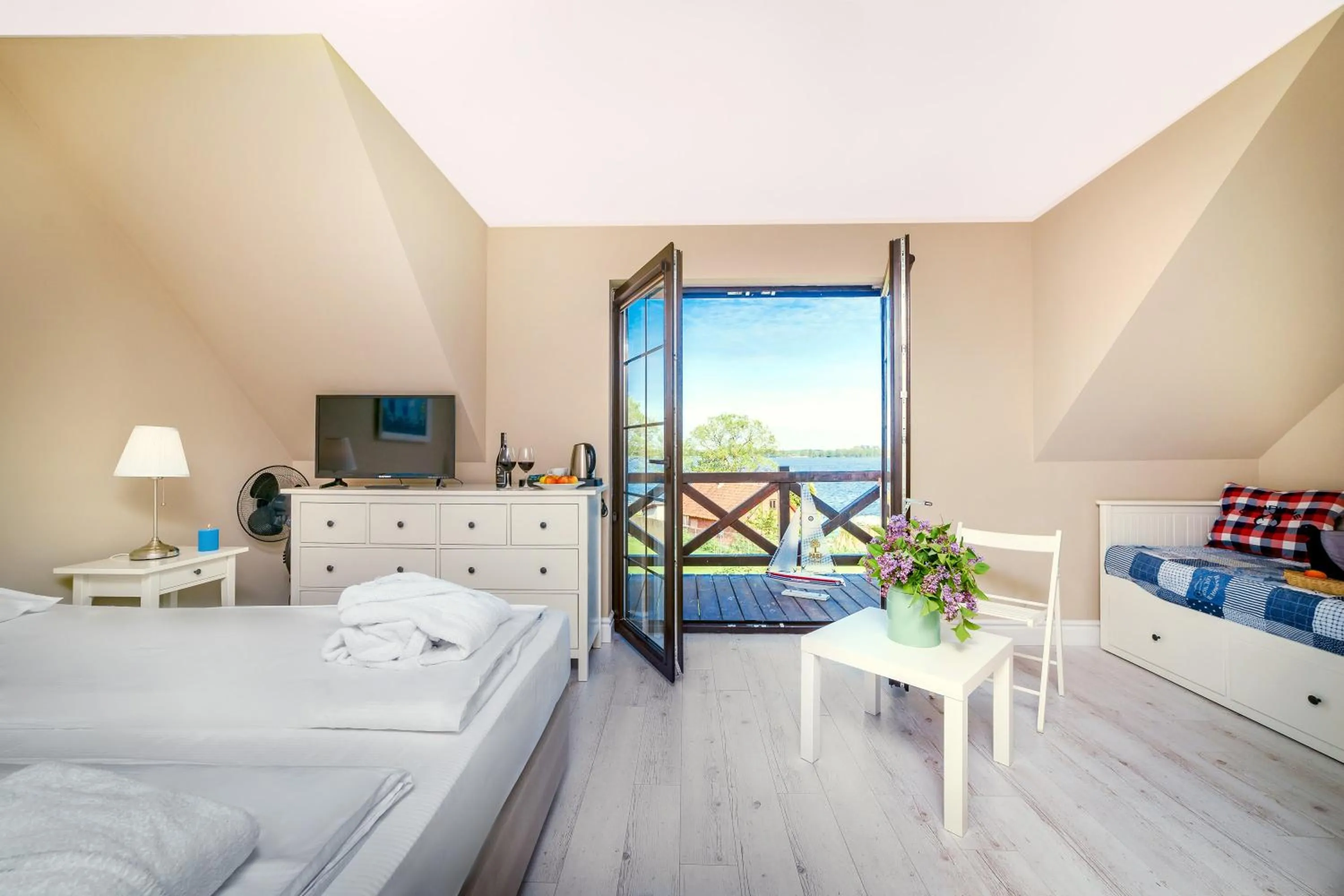 Photo of the whole room, Bed in Stare Sady Chillout Rooms "Pod Jabłoniami"