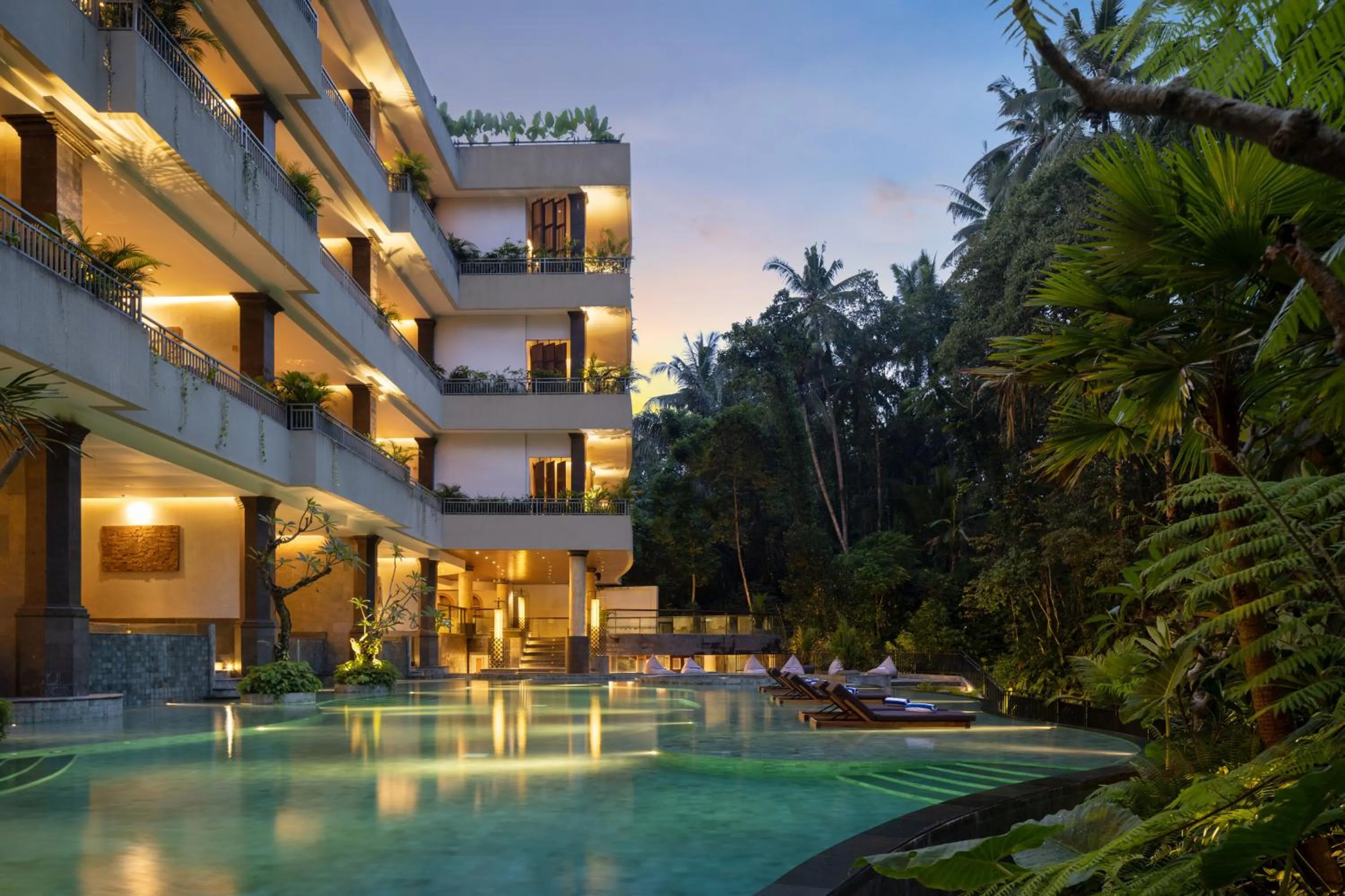 Pool view in Anumana De Suite