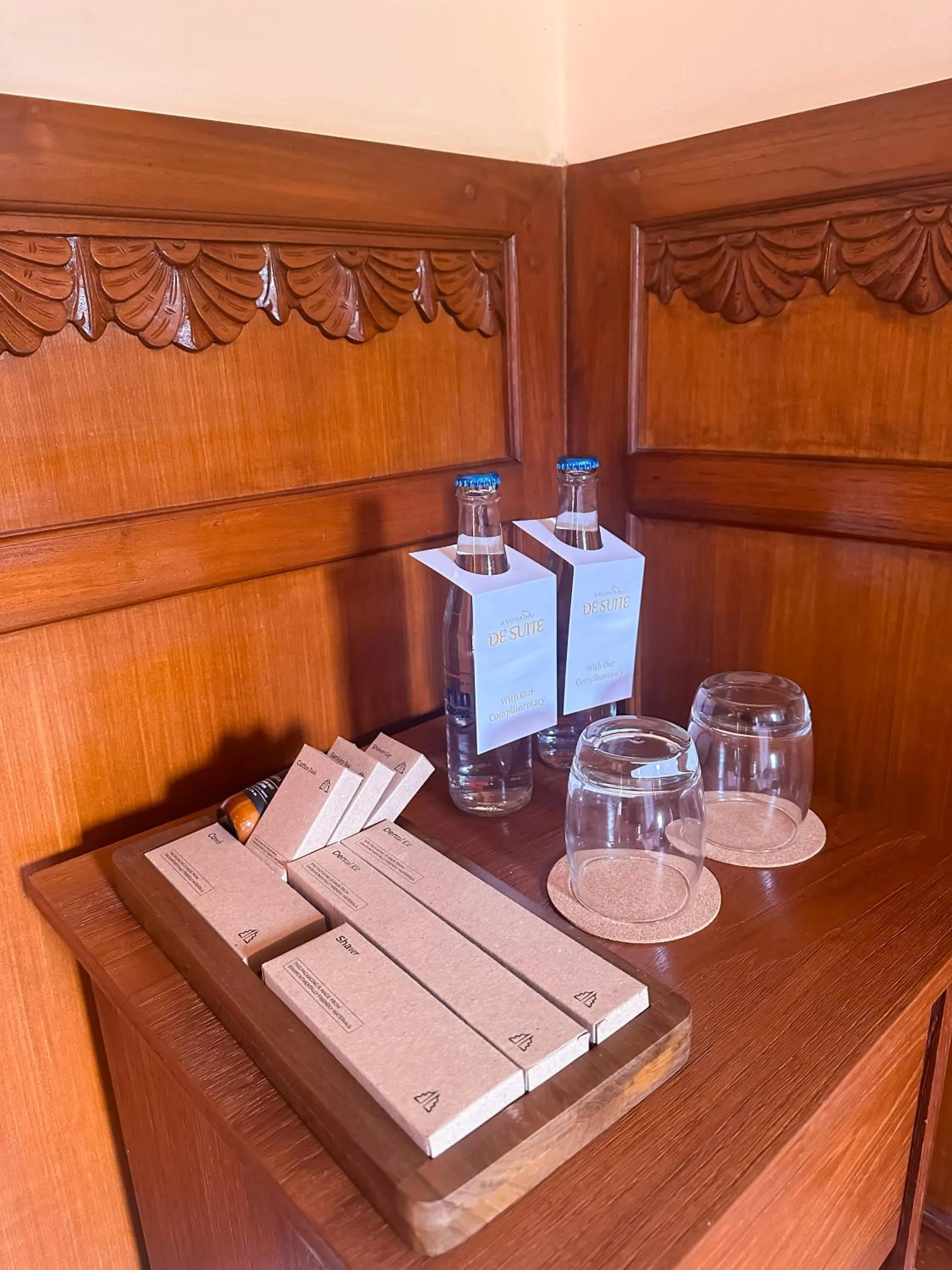 Other in Anumana De Suite