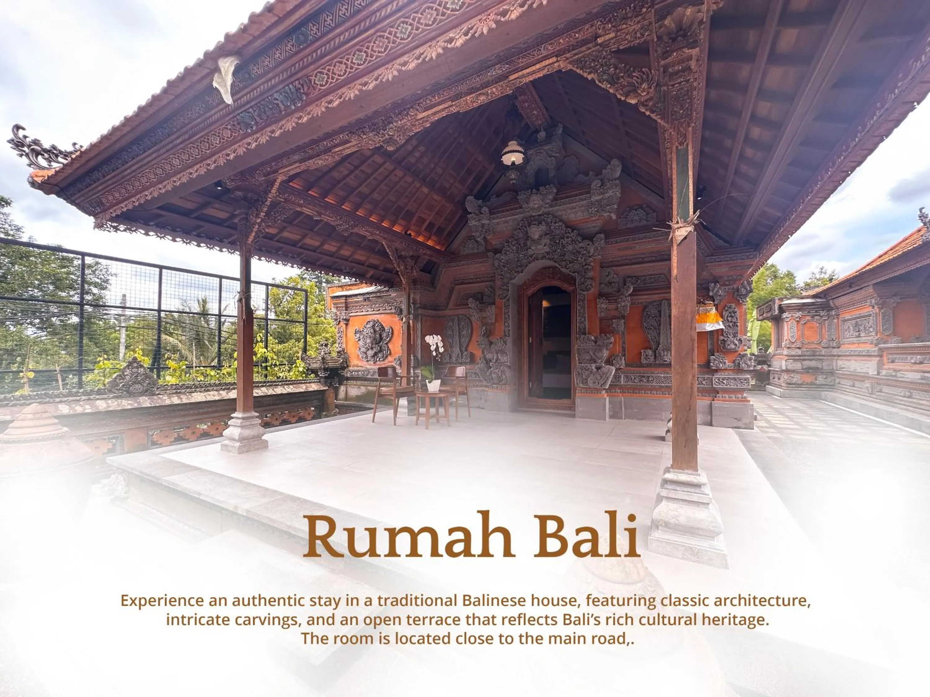 Three-Bedroom Traditional Balinese House in Anumana De Suite