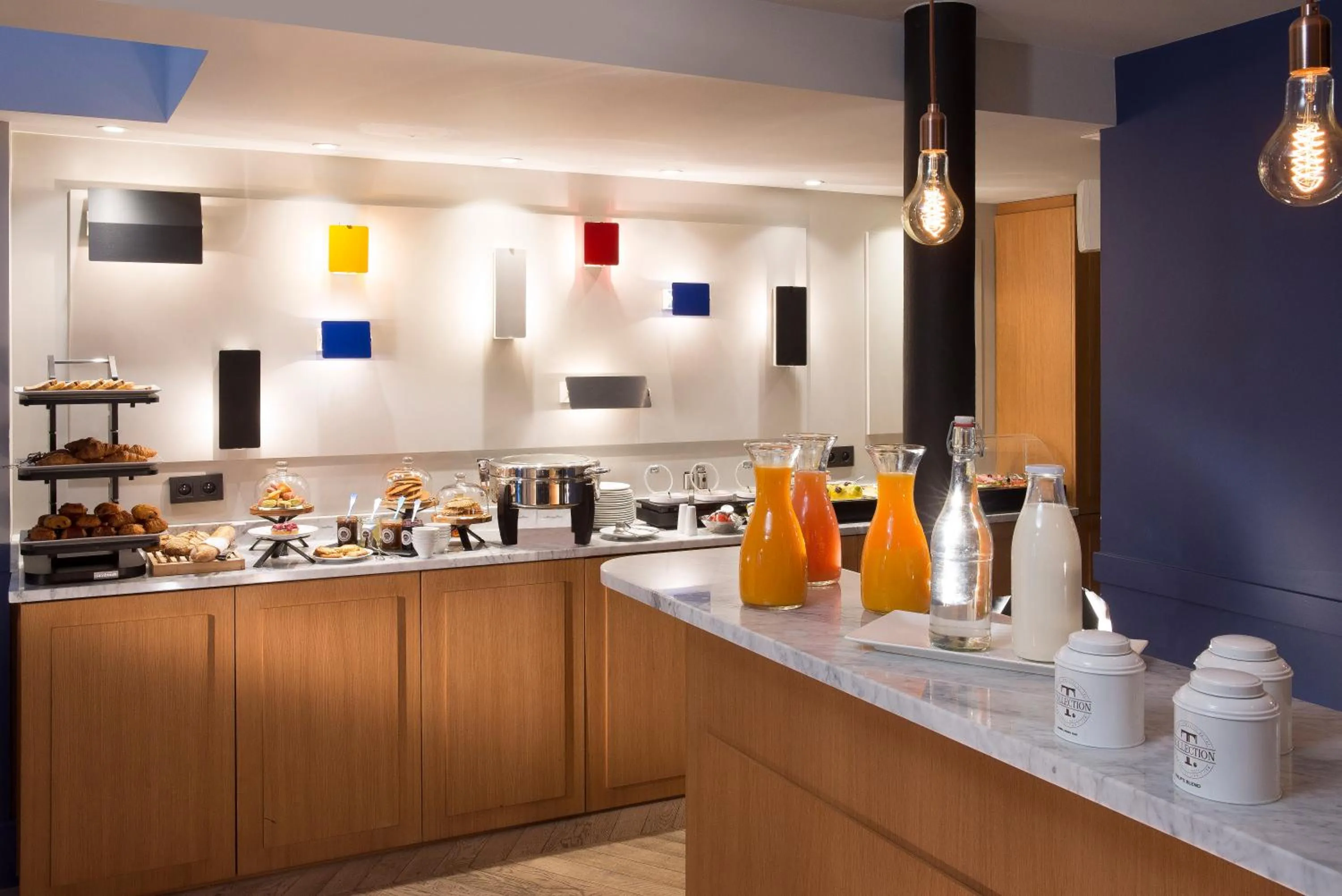 Continental breakfast in Les Matins de Paris & Spa