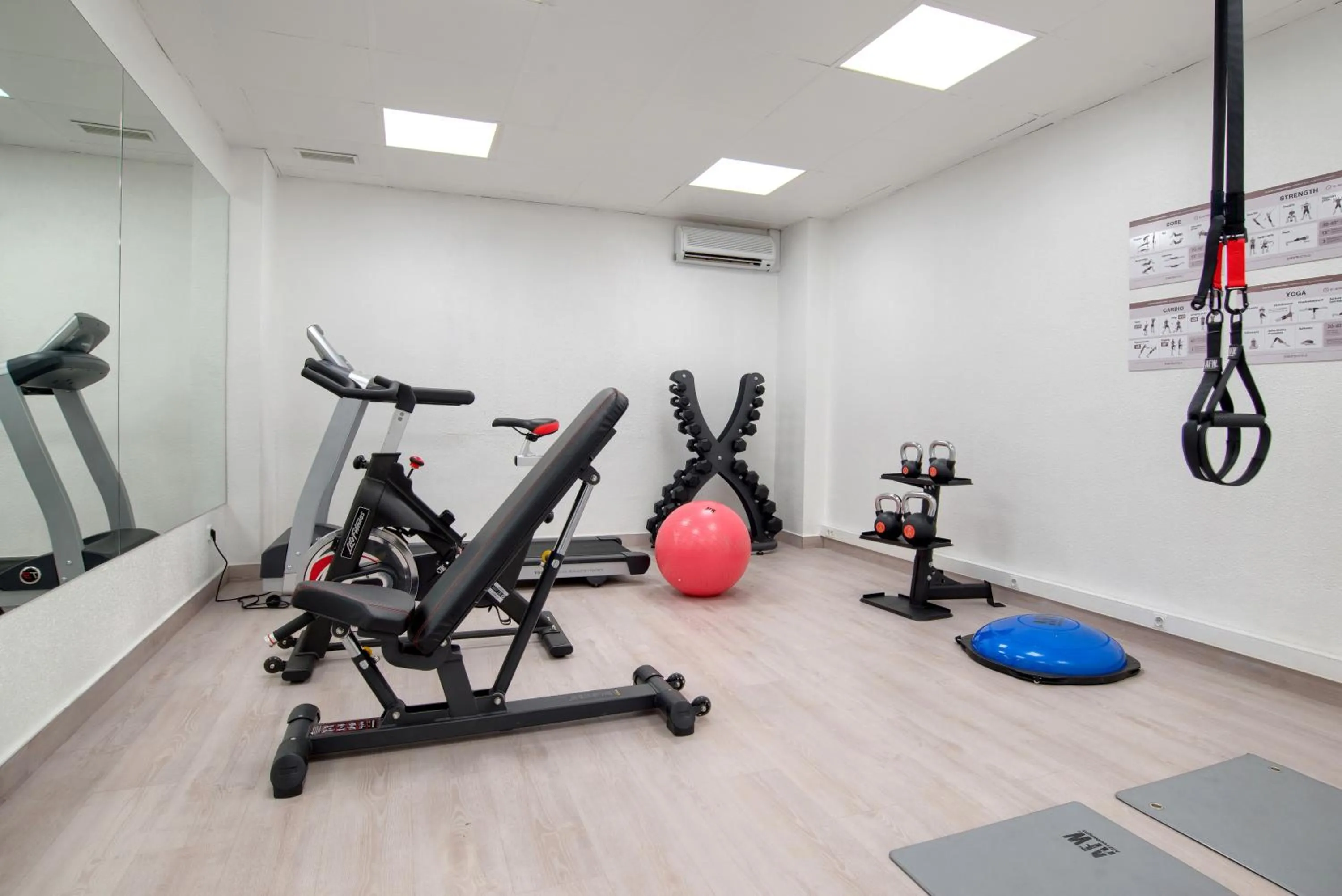 Fitness centre/facilities in Hotel Luze El Villa