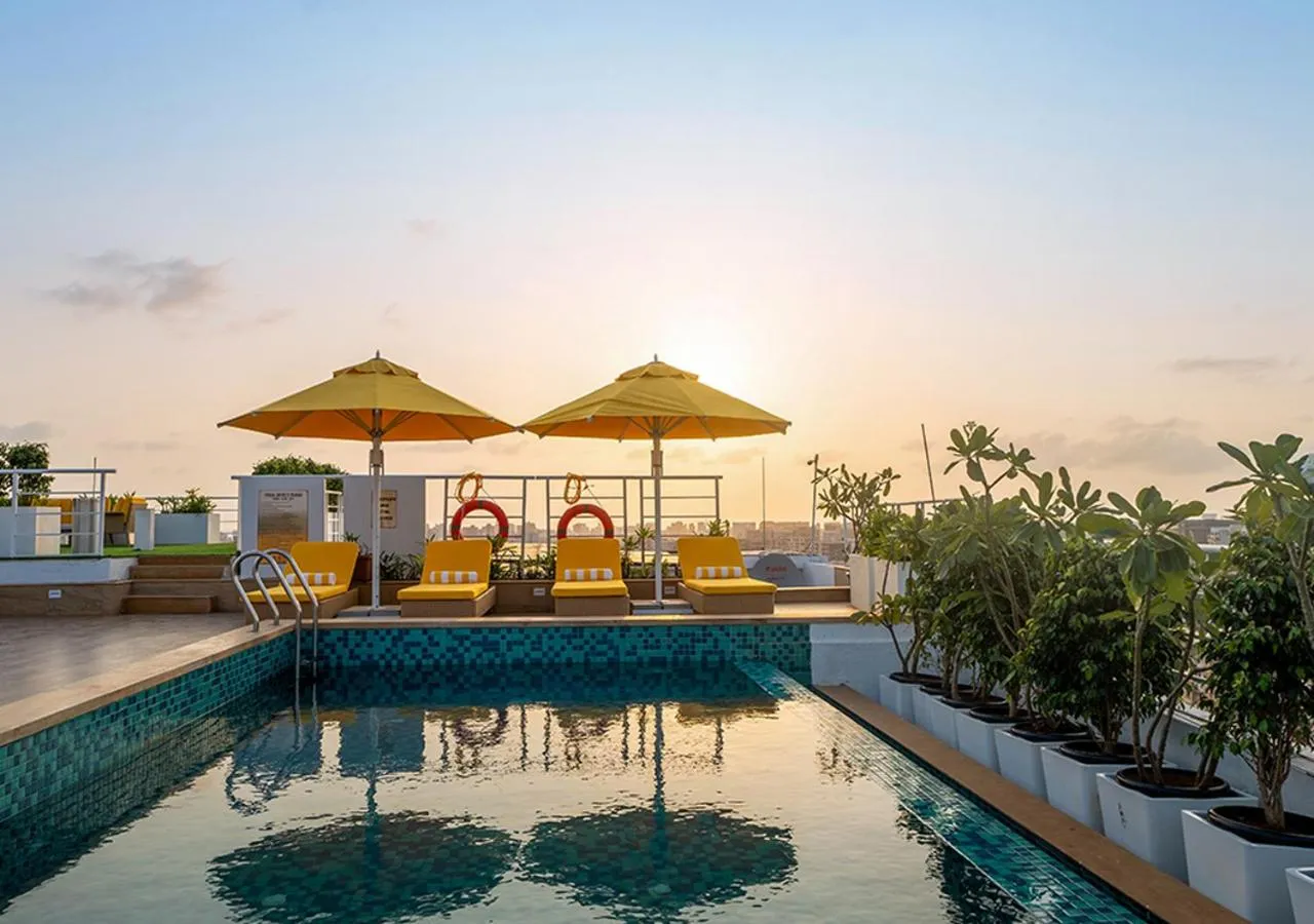 Swimming pool in Bloom Hub l WEH Andheri