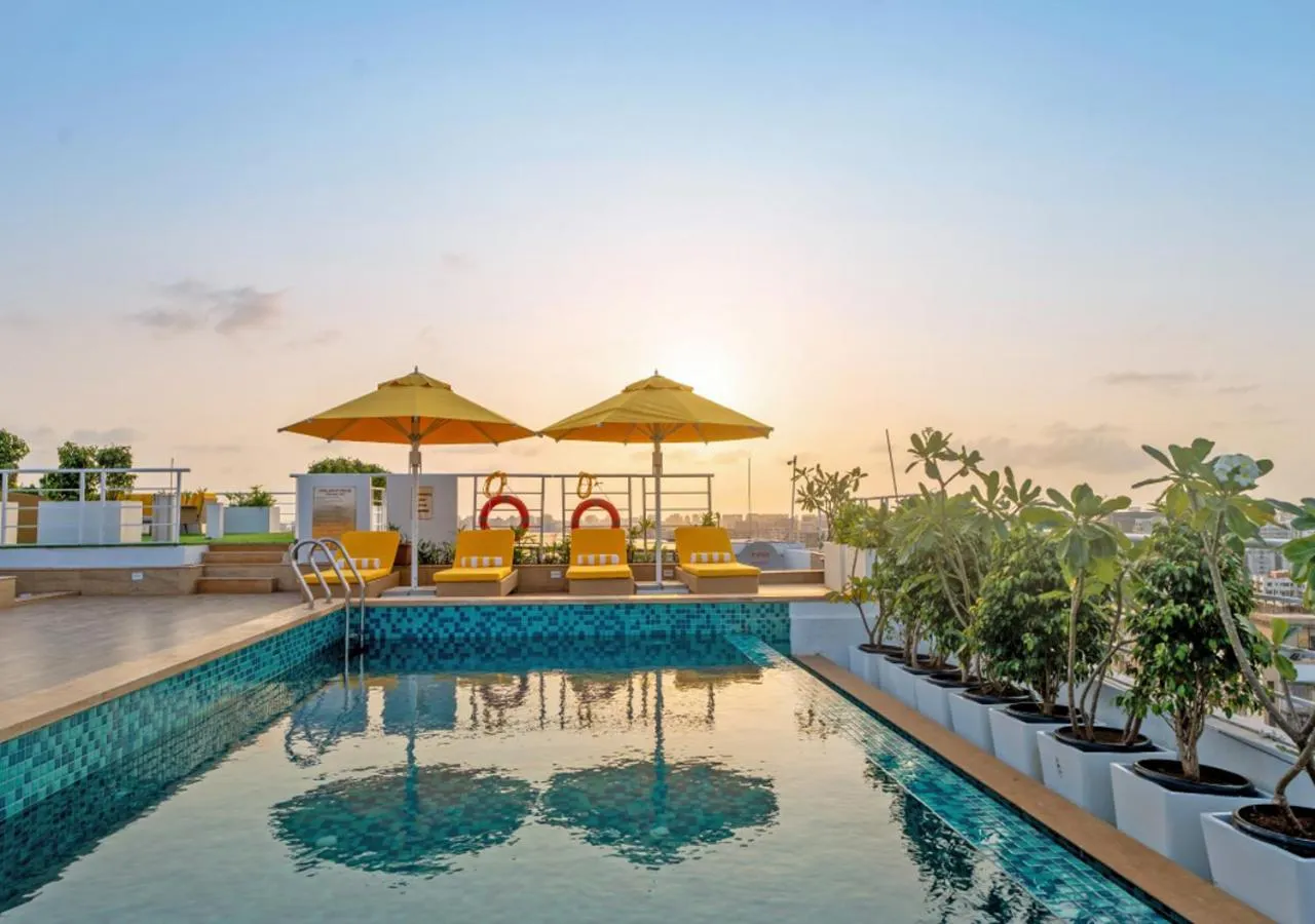 Swimming pool in Bloom Hub l WEH Andheri