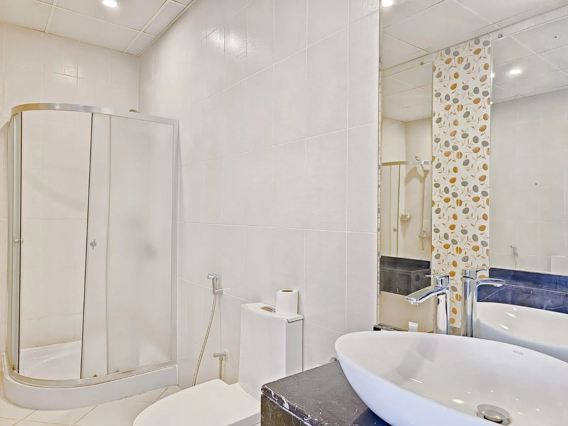 Shower in MK Residence JVC