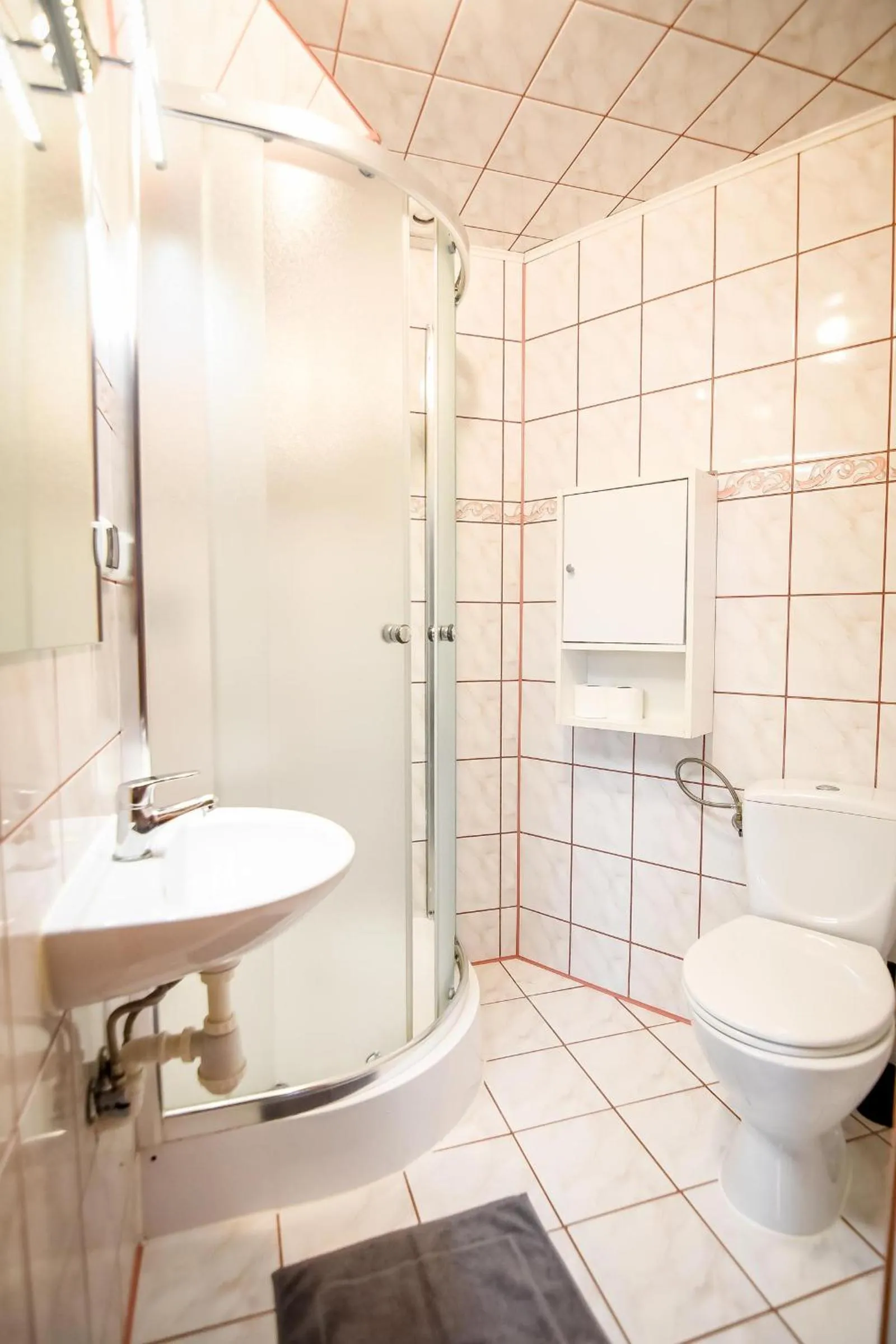 Shower in Willa Znana - komfortowe noclegi 200 m od Krupówek