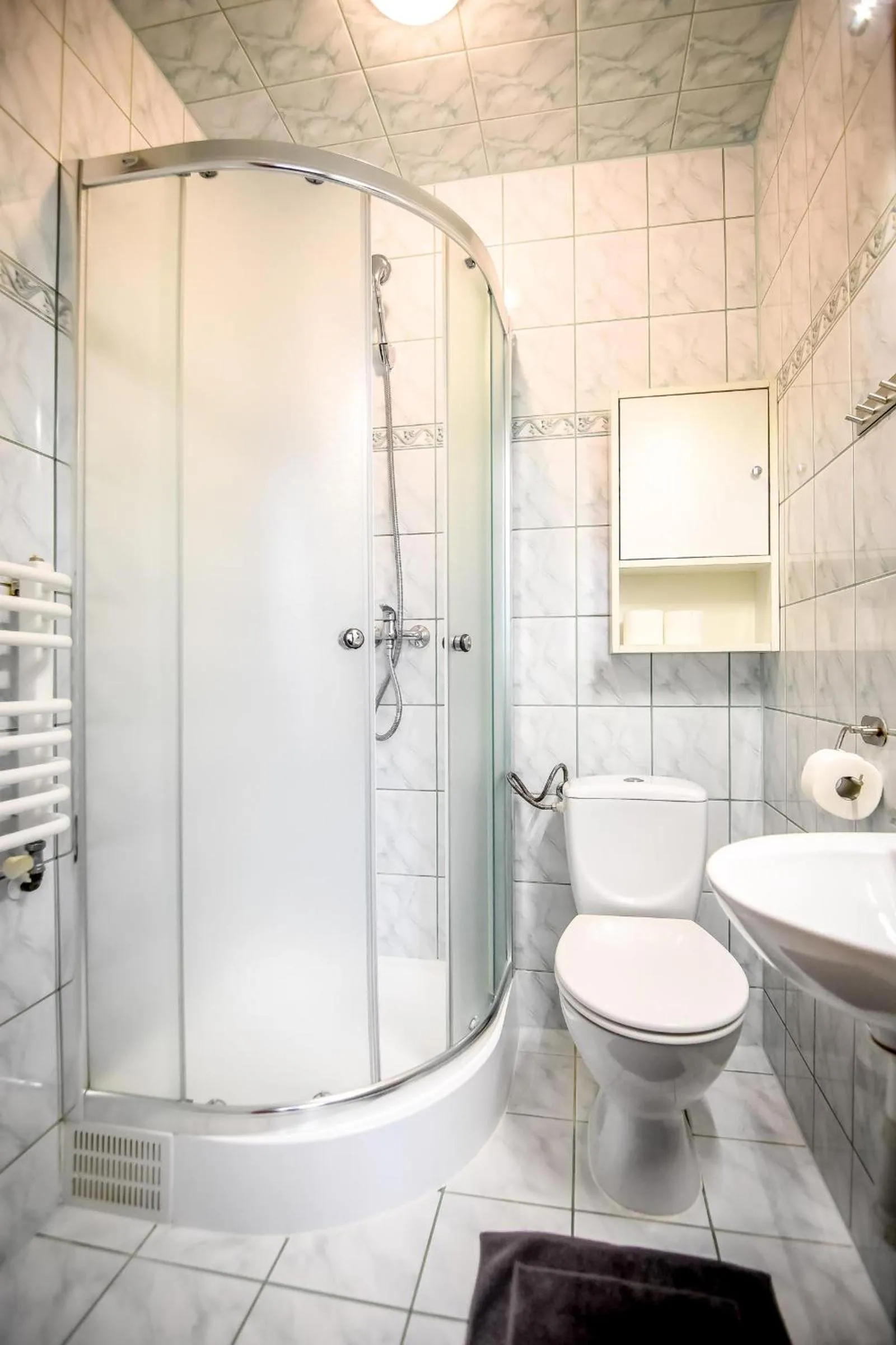 Shower in Willa Znana - komfortowe noclegi 200 m od Krupówek