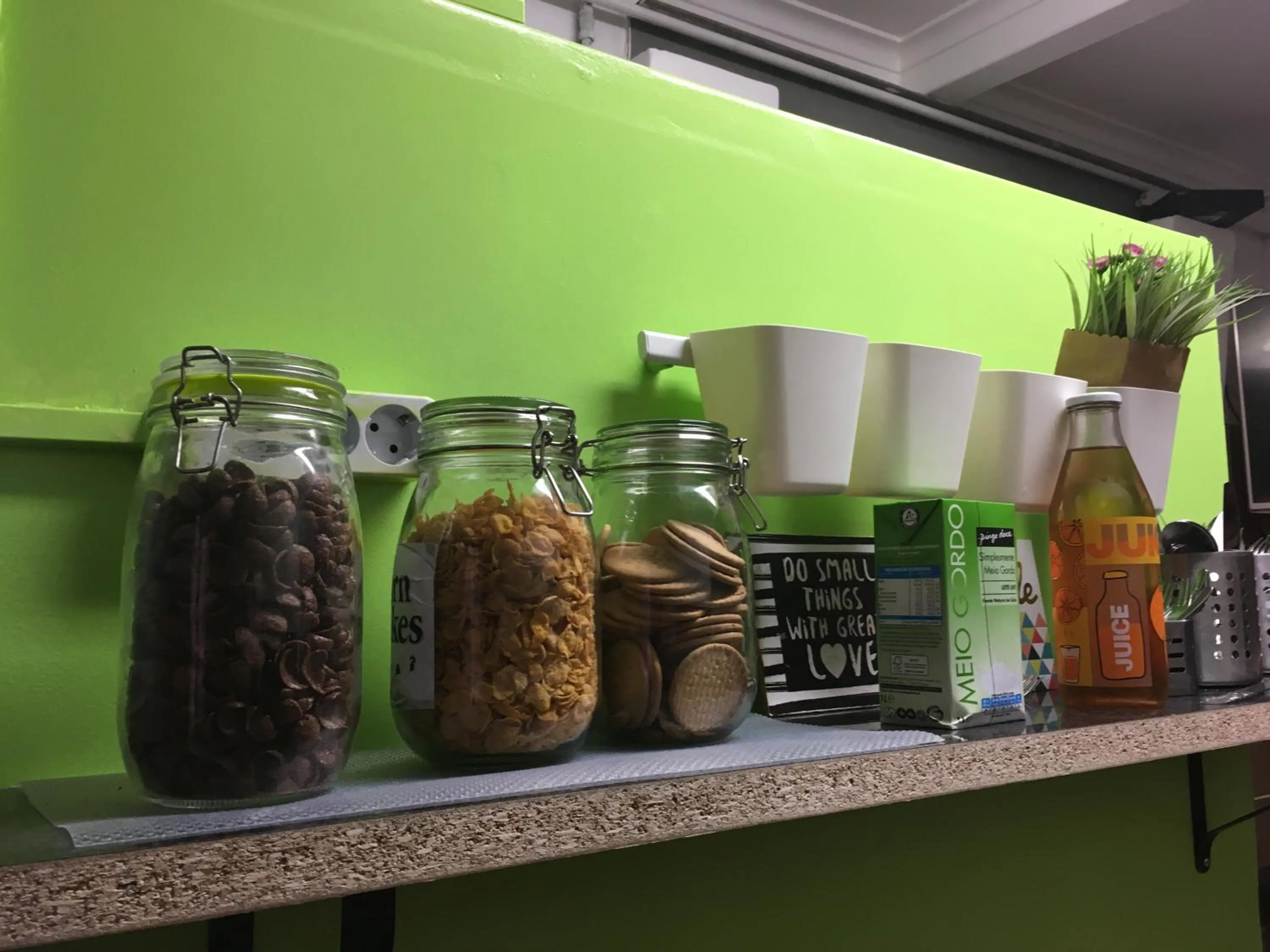 Food in Shangri-La Hostel Anjos