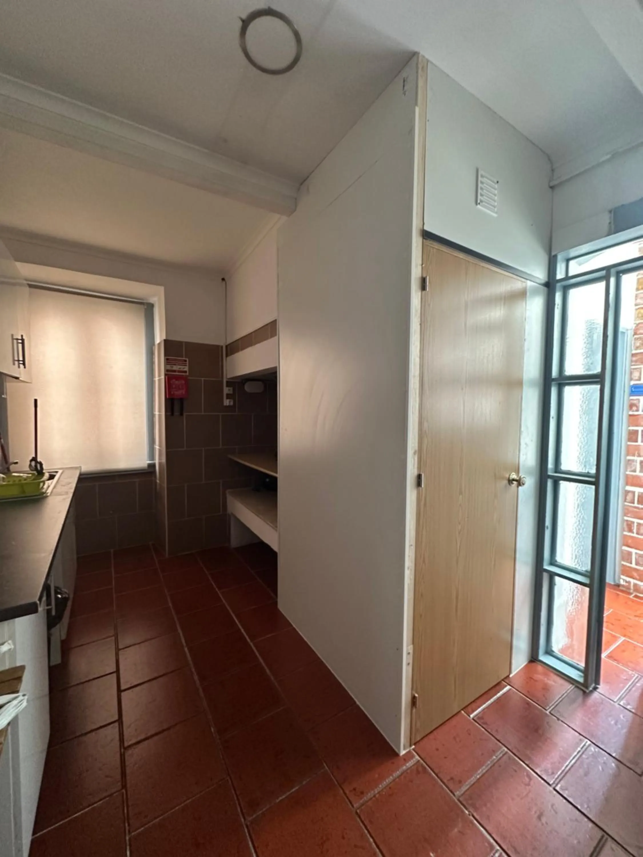 Shangri-La Hostel Anjos