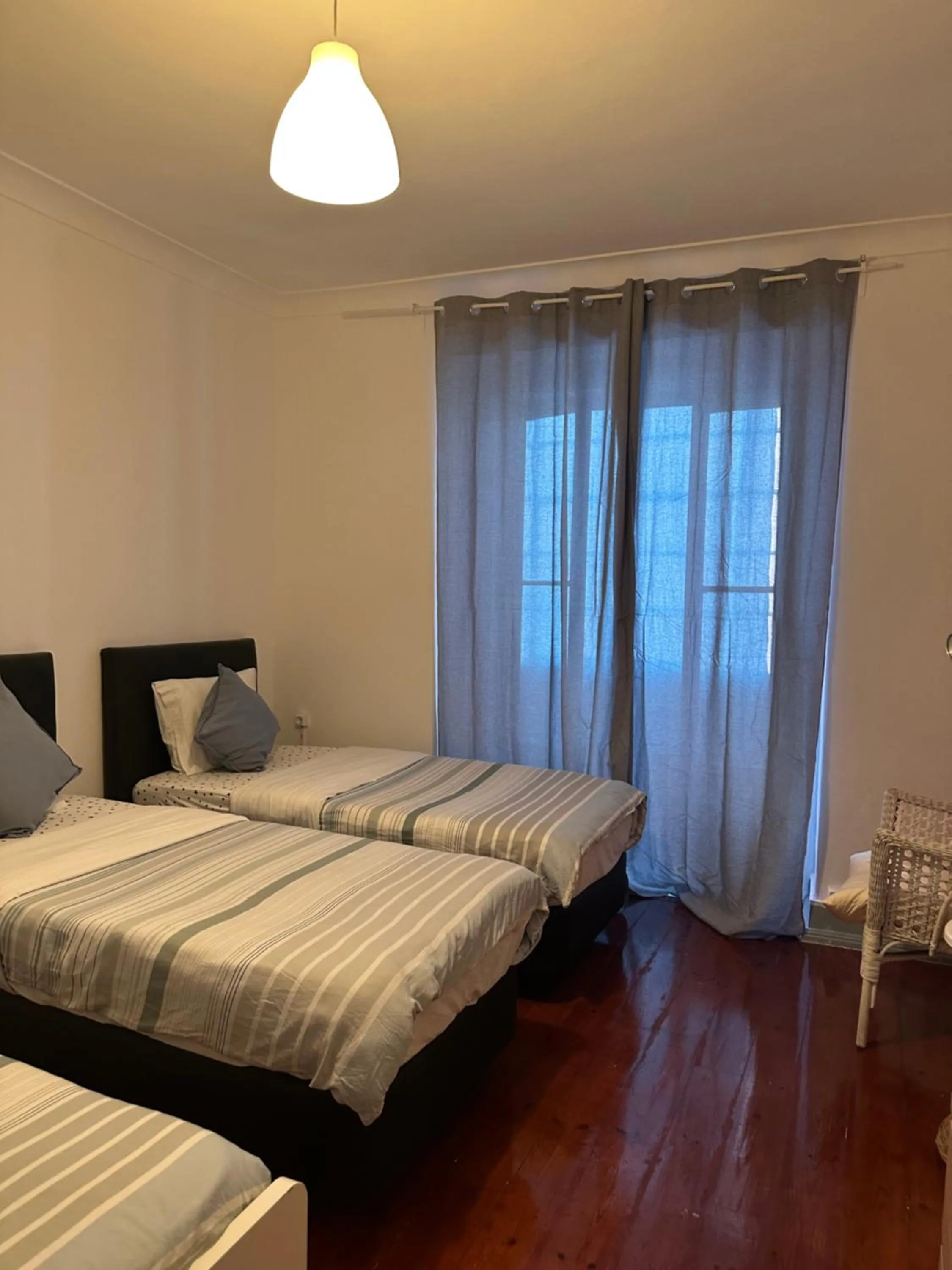 Bed in Shangri-La Hostel Anjos