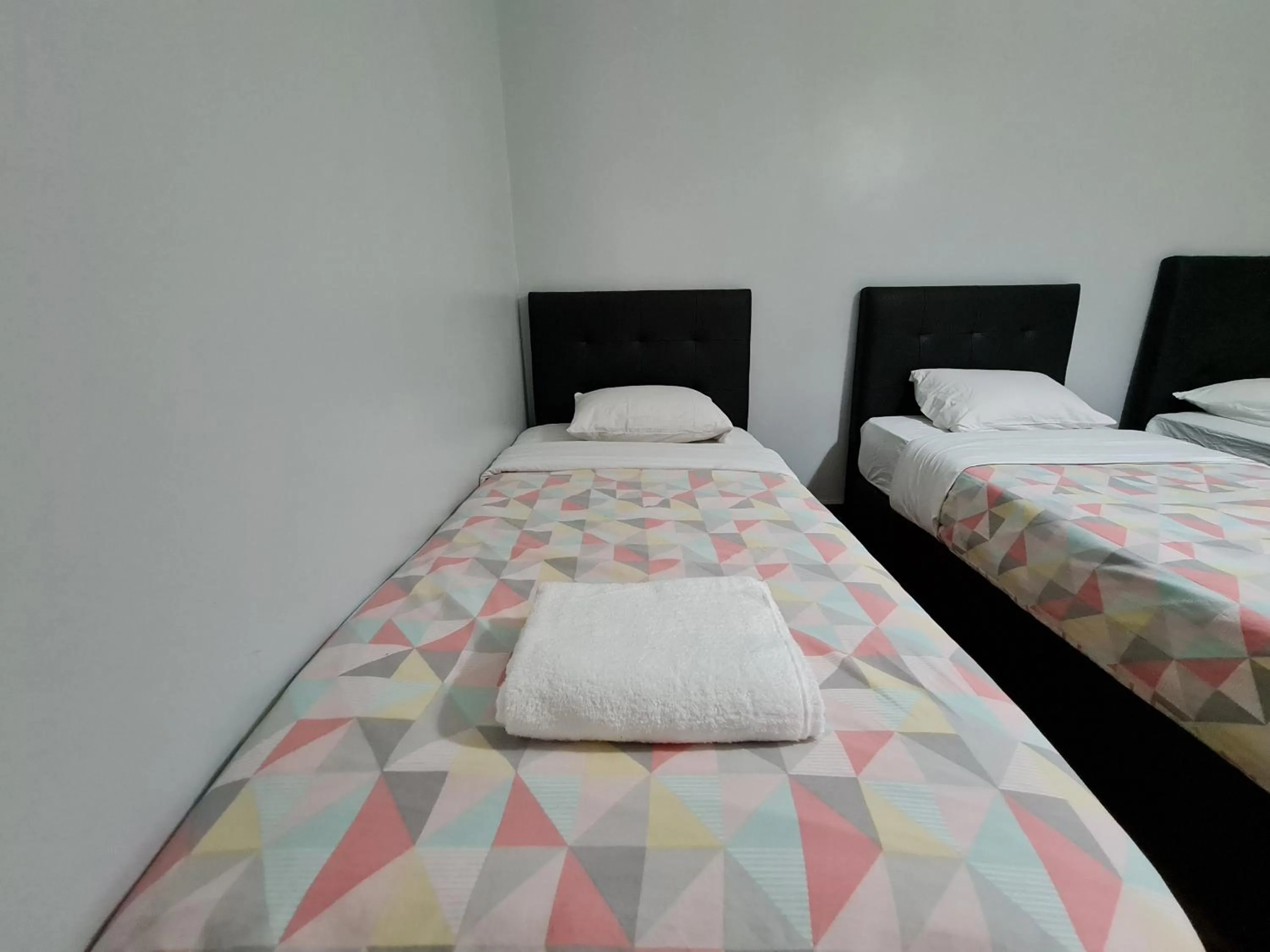 Bed in Shangri-La Hostel Anjos