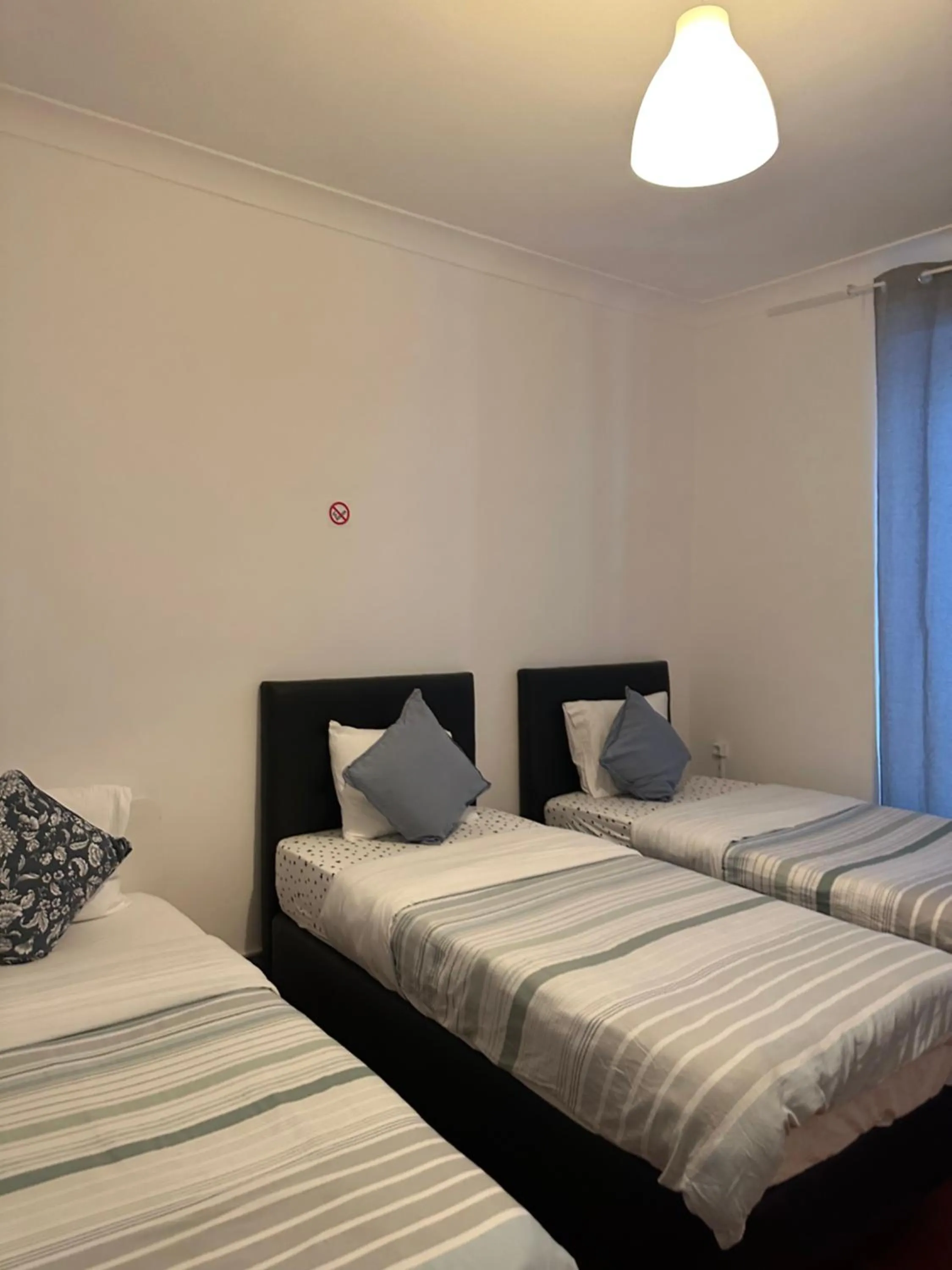 Bed in Shangri-La Hostel Anjos