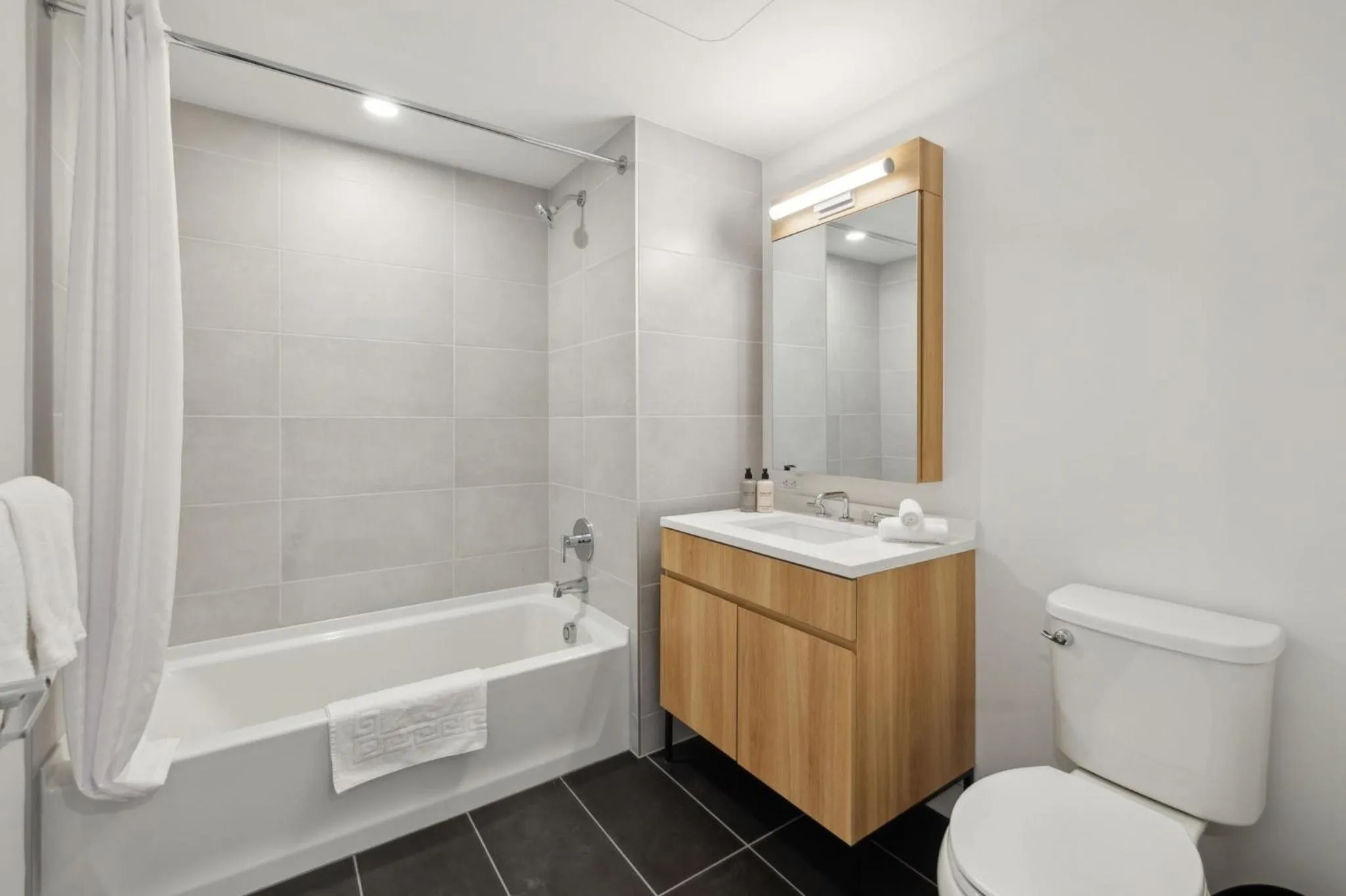 Bathroom in Placemakr Buzzard Point