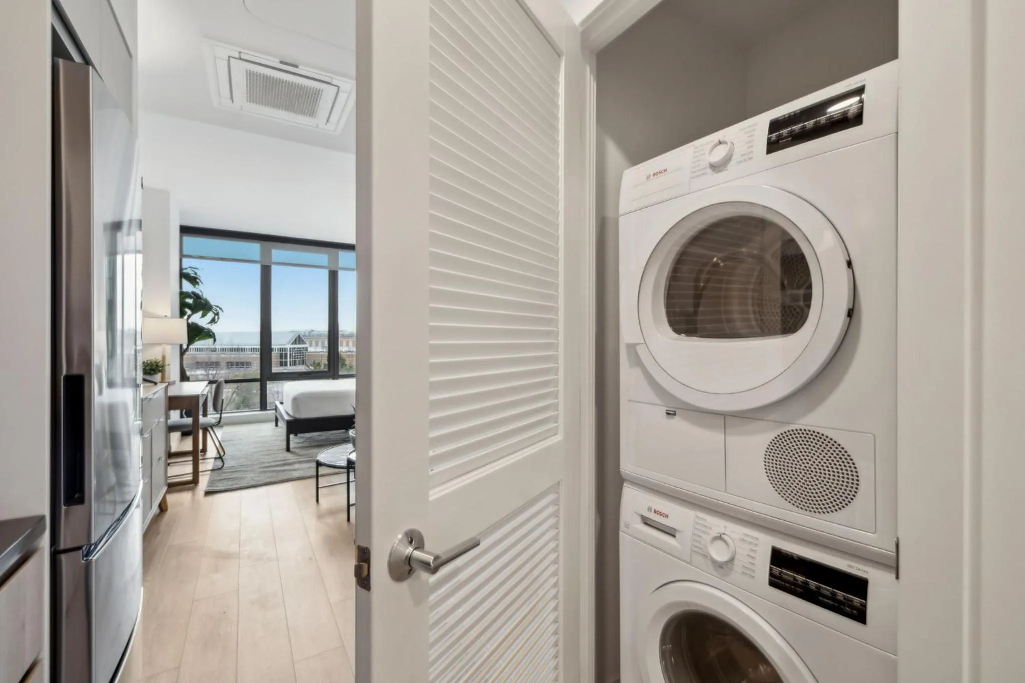 washing machine in Placemakr Buzzard Point